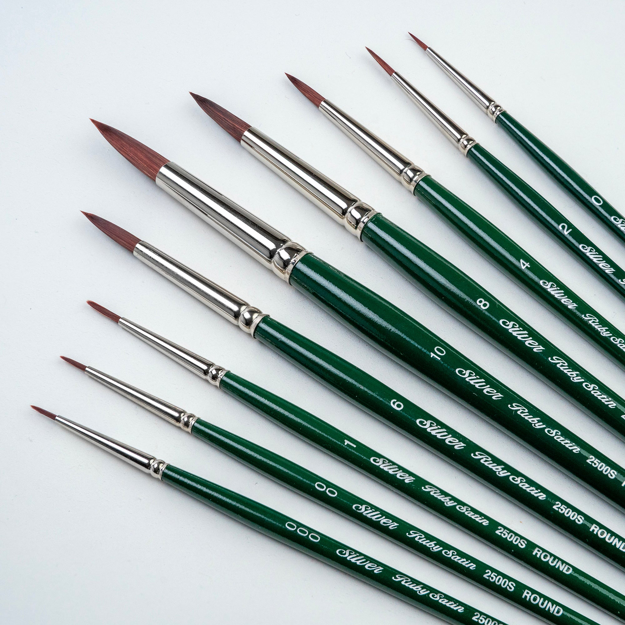Ruby Satin Rounds, 9 Brushes