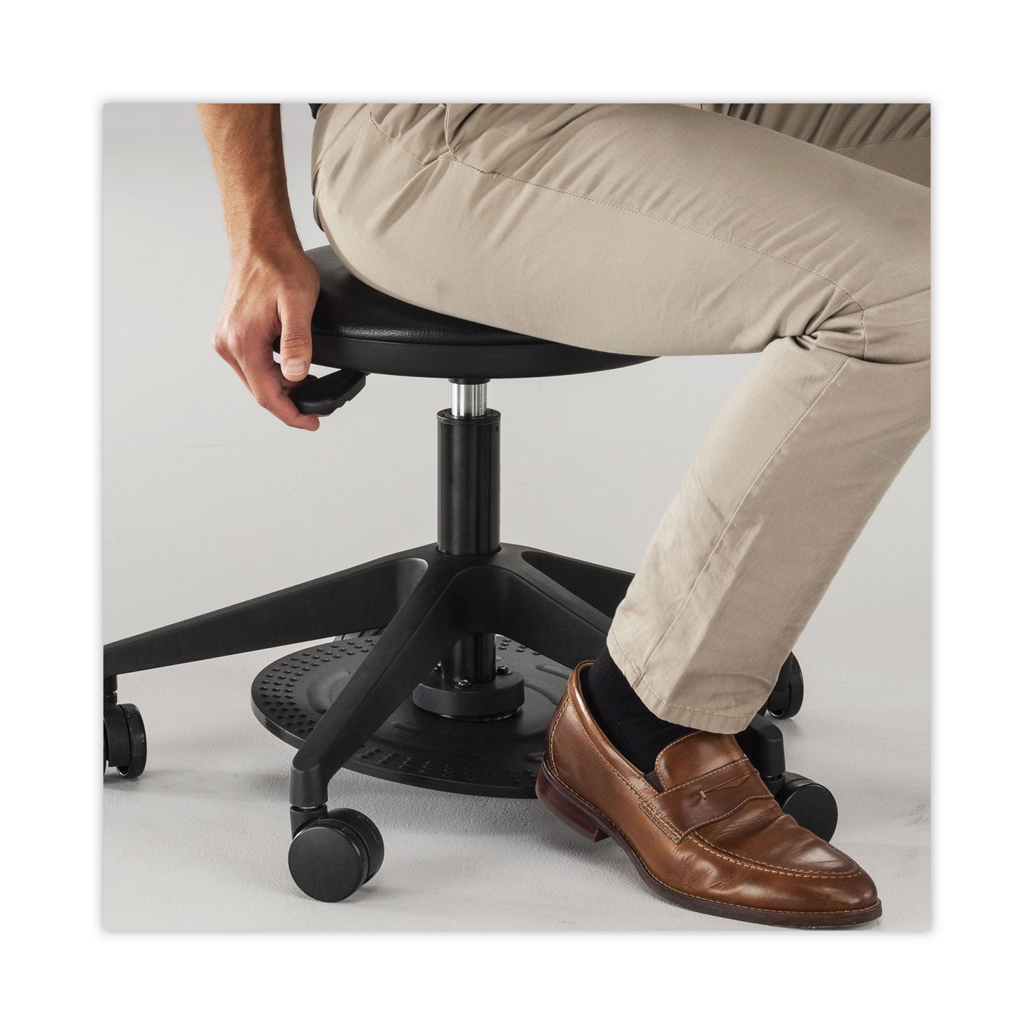 Lab Stool Lo Height