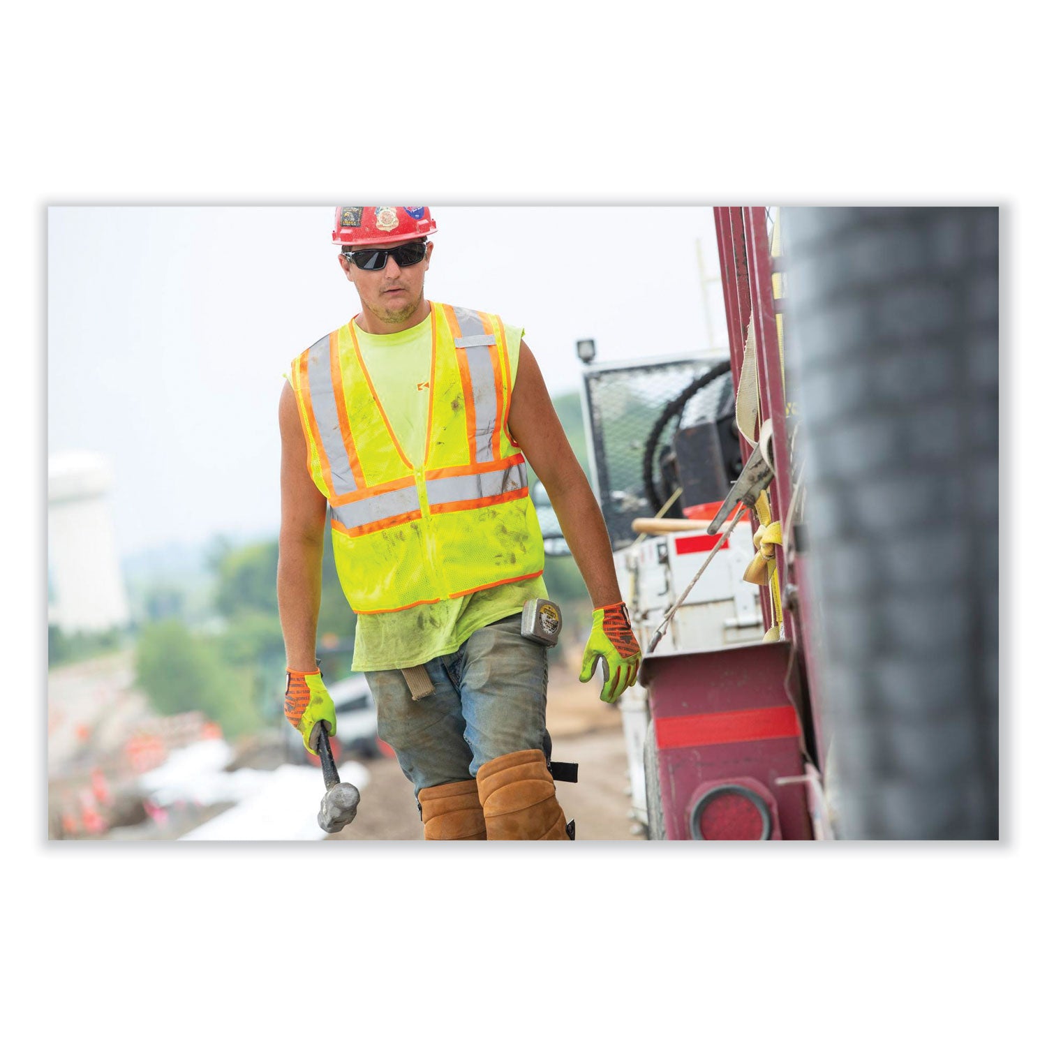 Ergodyne Class 2 Two-tone Lime Vest - Small/Medium - Lime - Reflective, Machine Washable, Lightweight, Pocket, Zipper Closure - 1 Each
