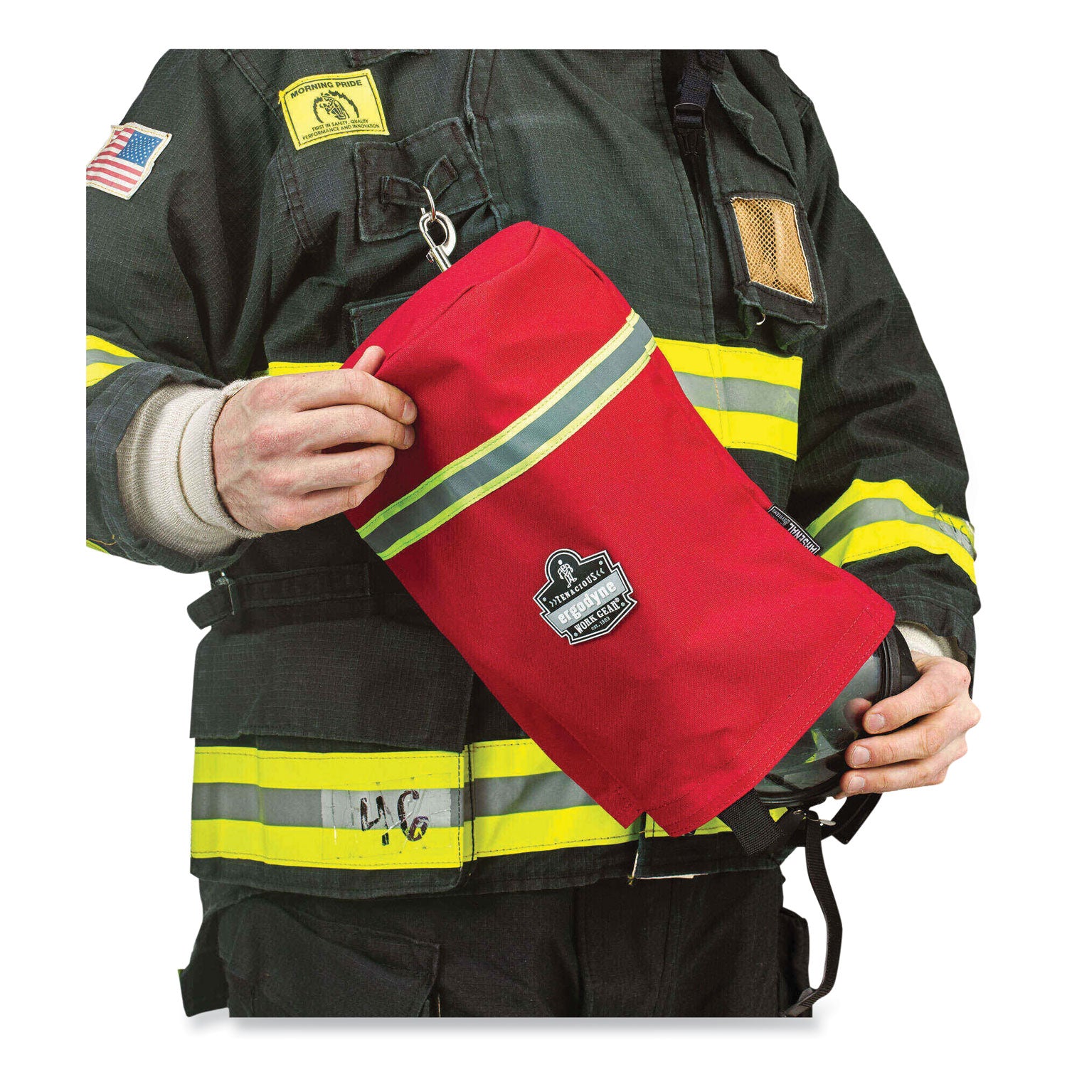 1000D Nylon Body - 14" Height x 8.5" Width x 8.5" Depth - 1 Each