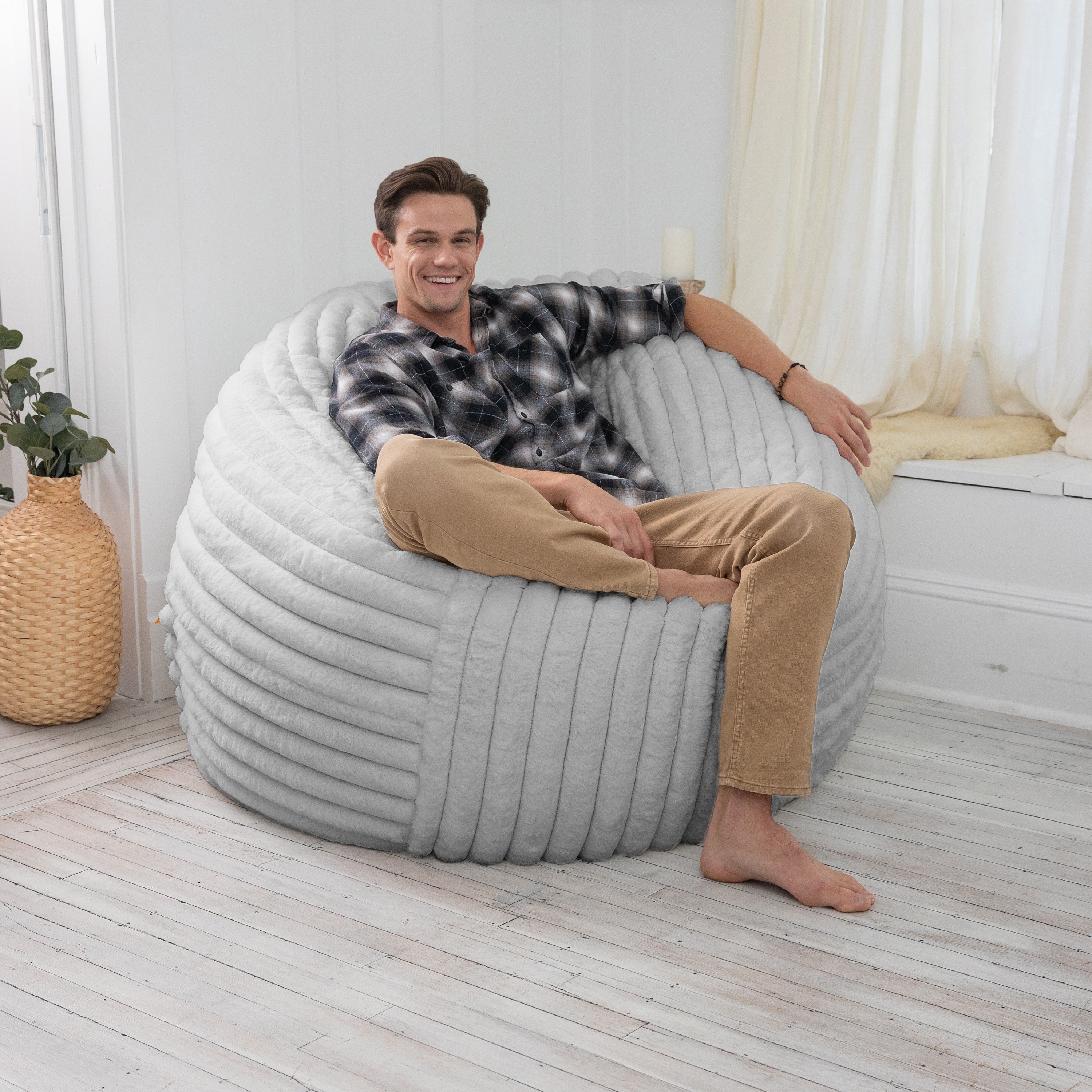 Jaxx 5 Foot Saxx Bean Bag Chair for Adults - Luxe Faux Fur, Mondo Grey