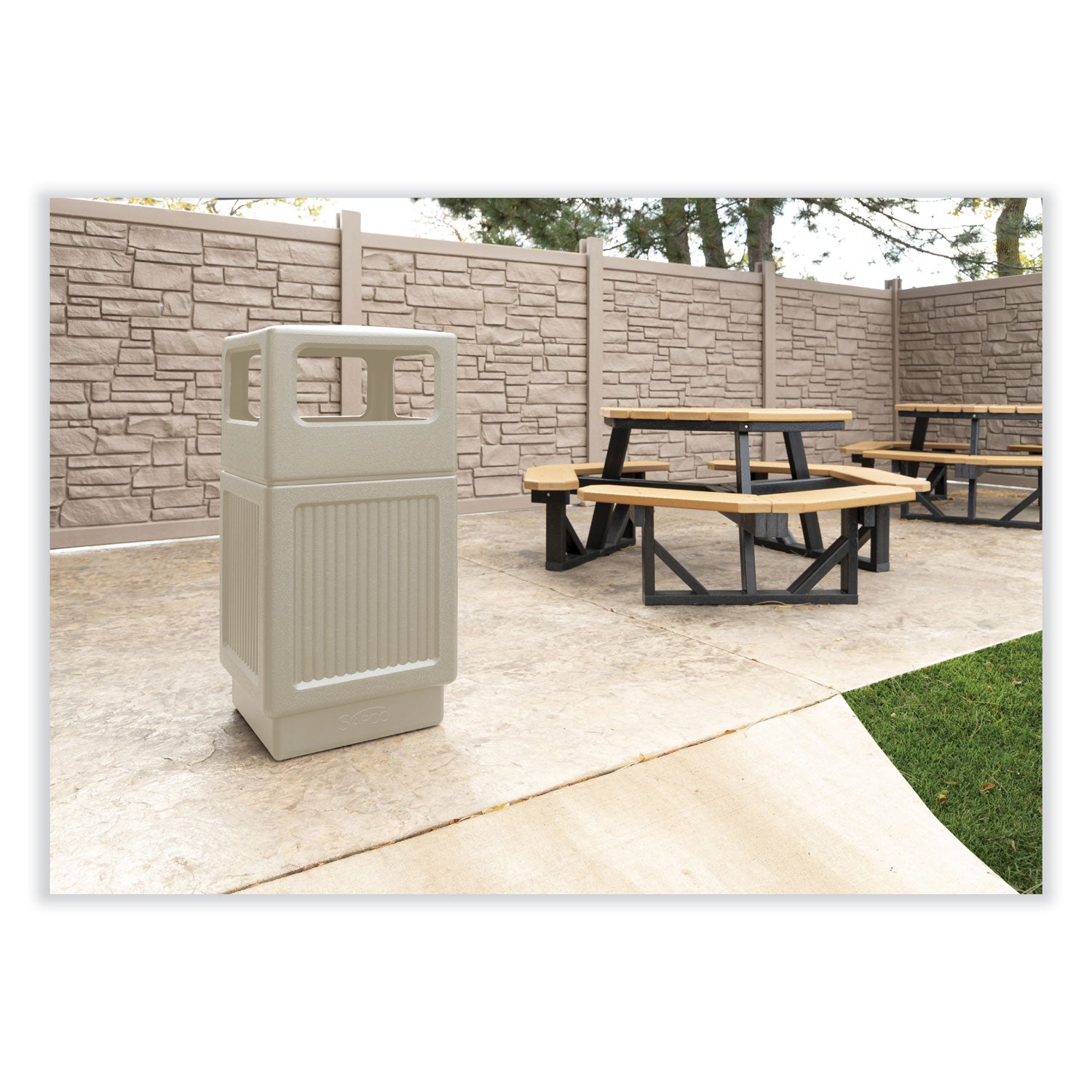 Receptacle P Canmeleon 38Gal