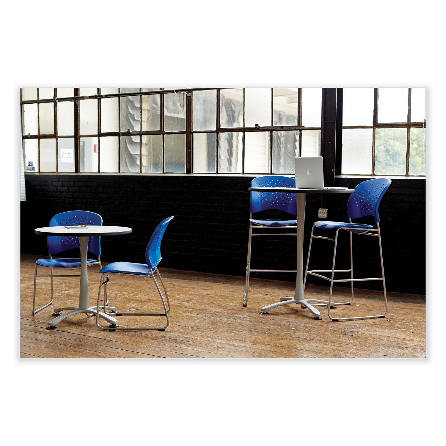 Reve Sled Chair Rd Back Blu 2E