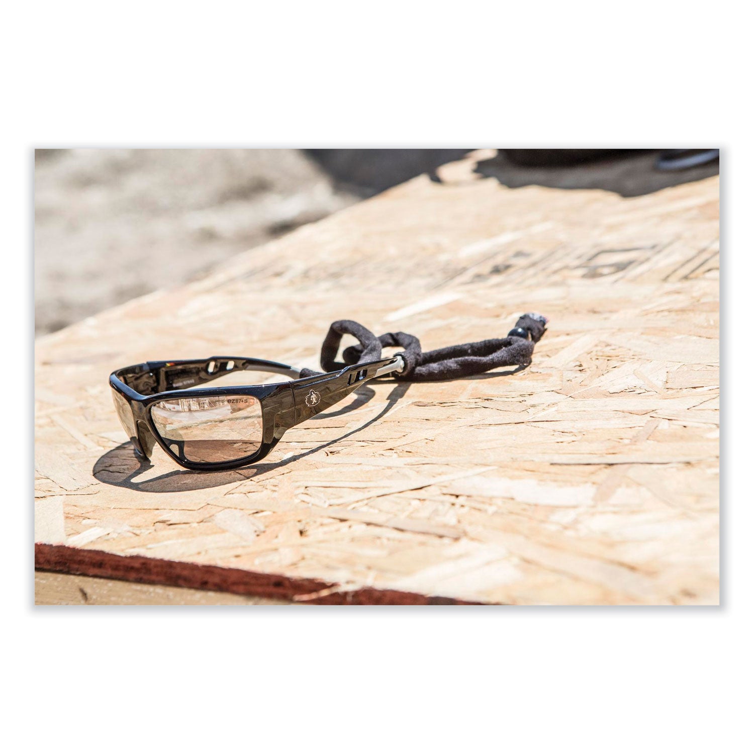 Adjustable - 0.3" Height x 1.5" Width x 14" Length - Black - Cotton - 6 / Carton