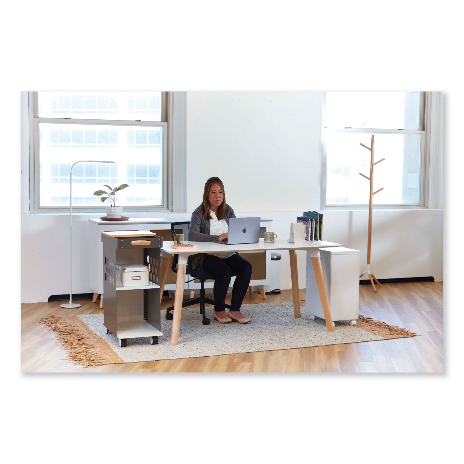 Gooseneck Floor Lamp White