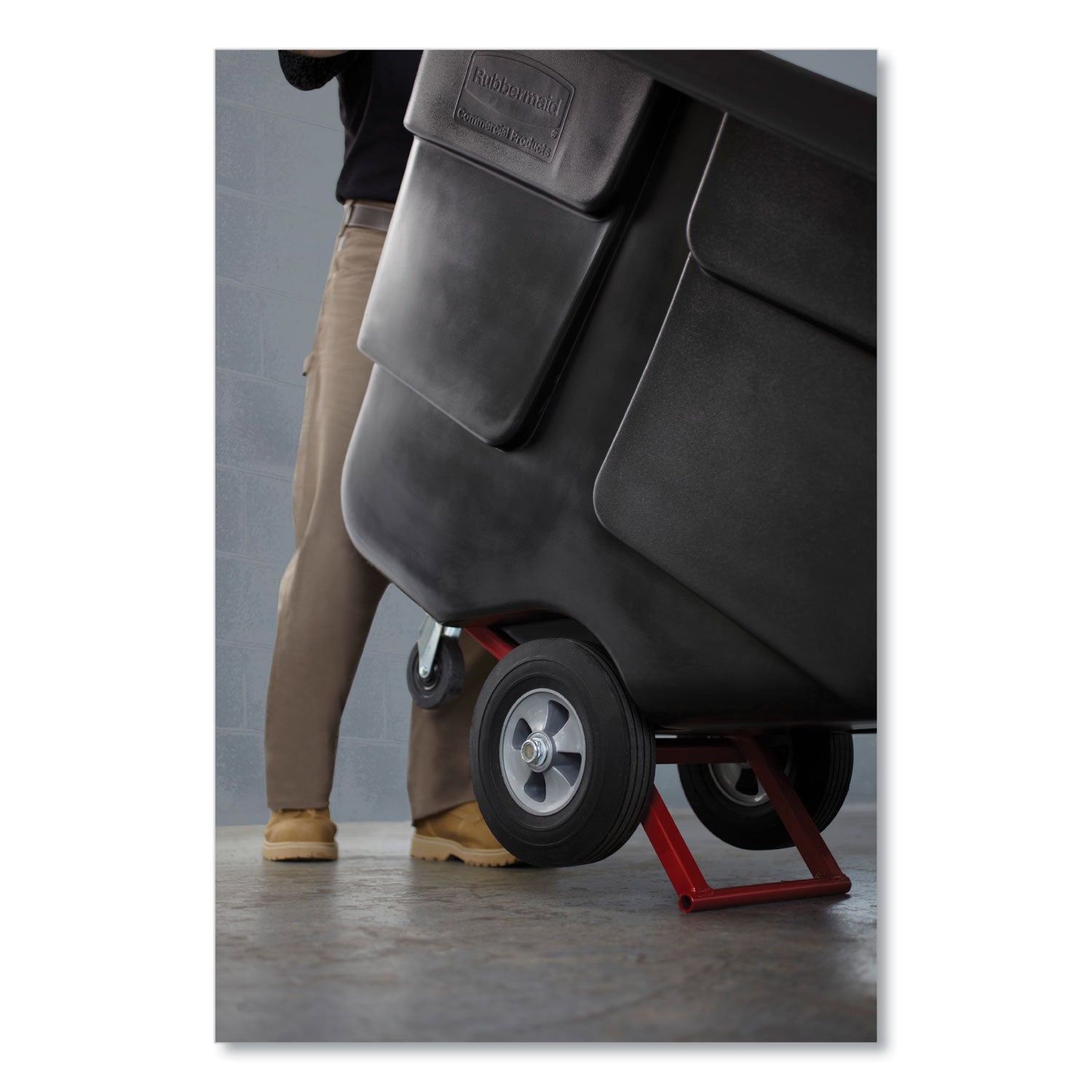 0.5 cu yd BRUTE Rotomolded Tilt Truck, 450 lb Capacity, Black
