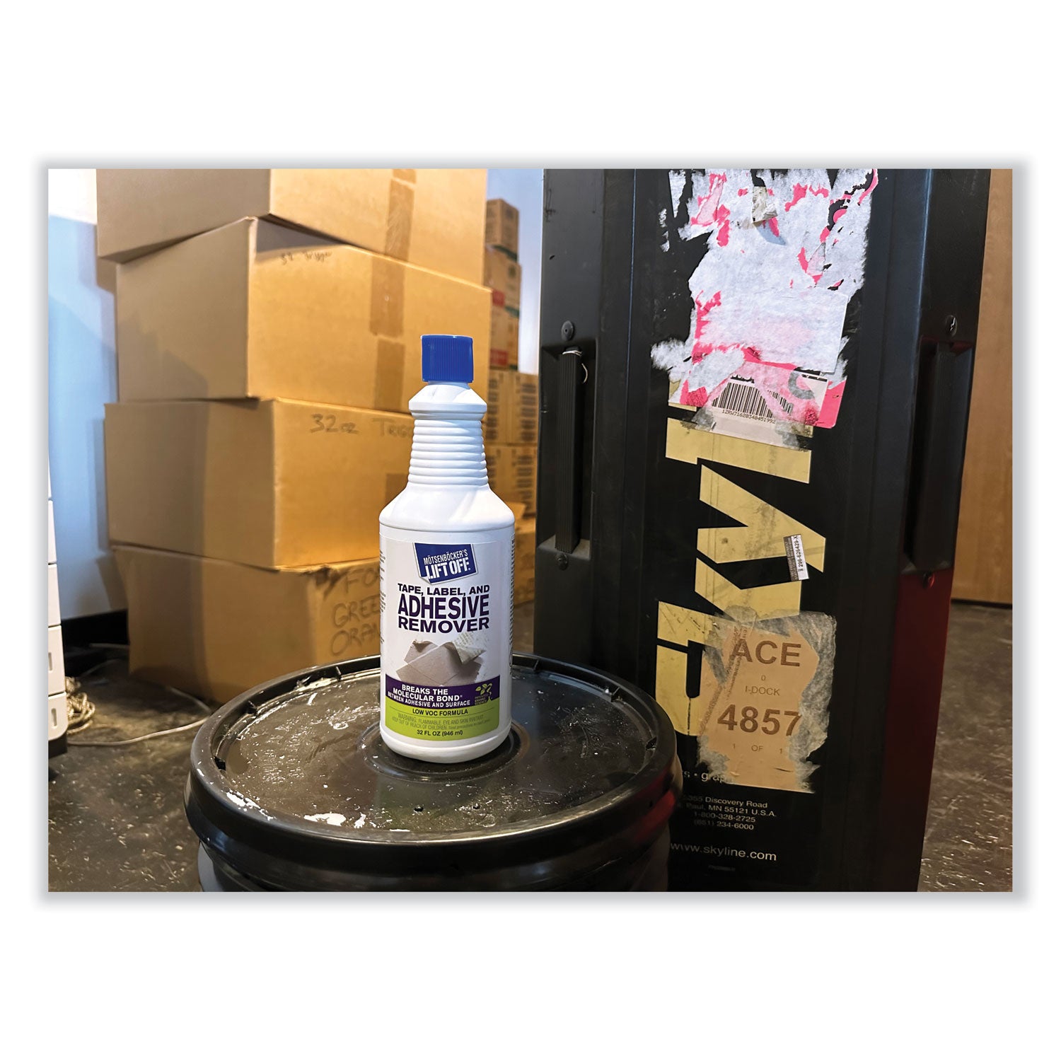Mötsenböcker's Lift Off Tape/Label Adhesive Remover - 1 quart - For Tape Adhesive, Label Adhesive, Grease, Oil Gum, Tar, Spray Adhesive, Sticker Adhesive, Chewing Gum, Wax, Glue, Residue Remover - White - 1 Each