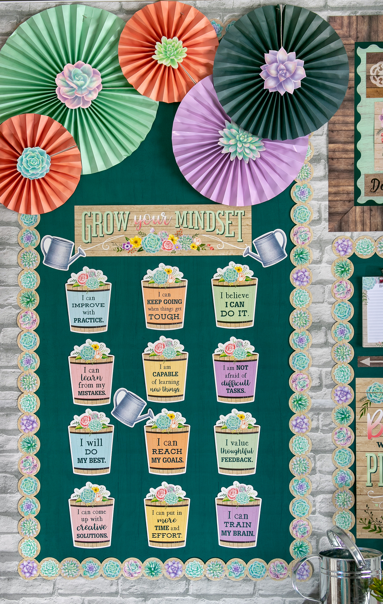 Rustic Bloom Grow Your Mindset Mini Bulletin Board