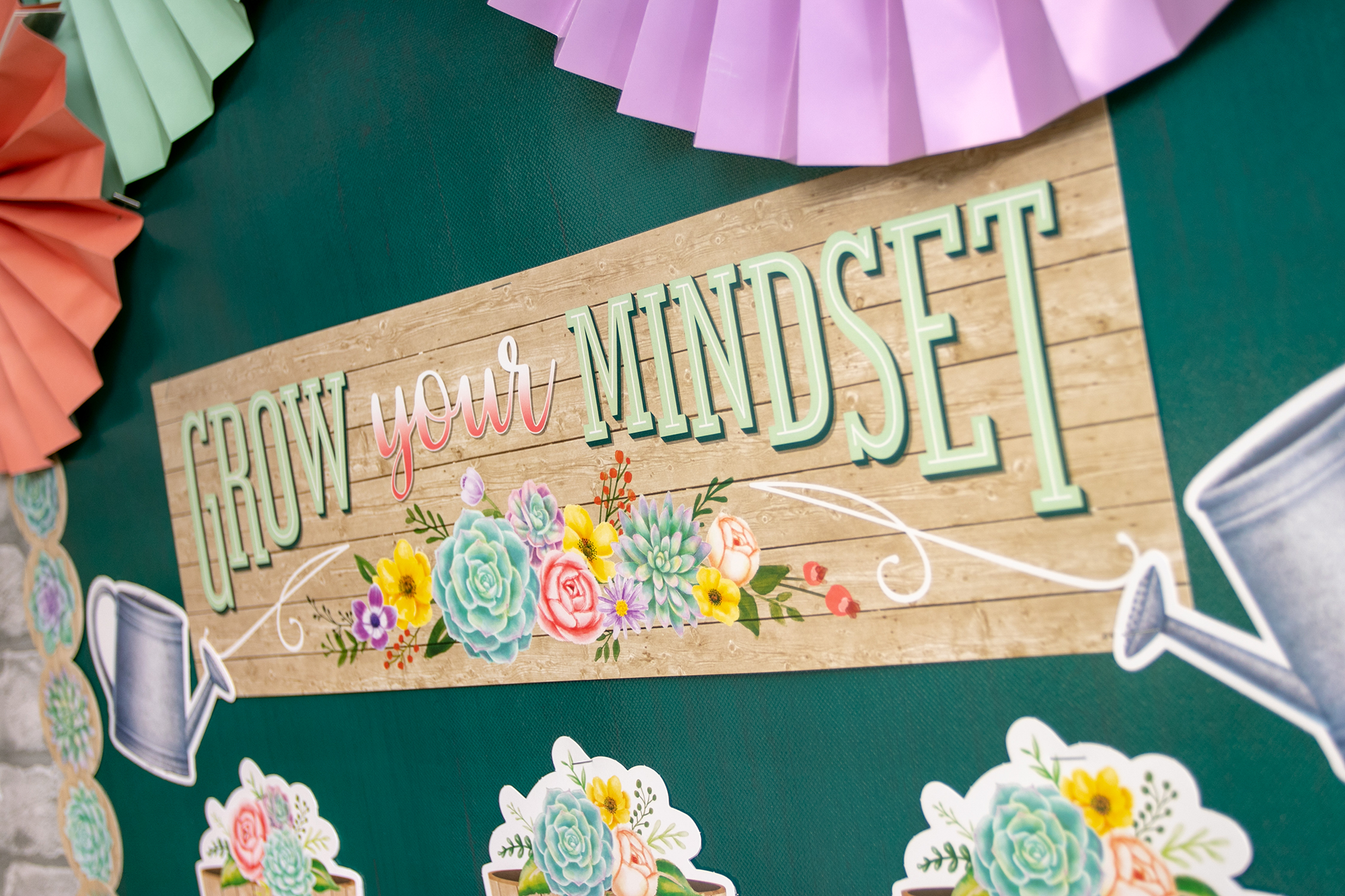 Rustic Bloom Grow Your Mindset Mini Bulletin Board