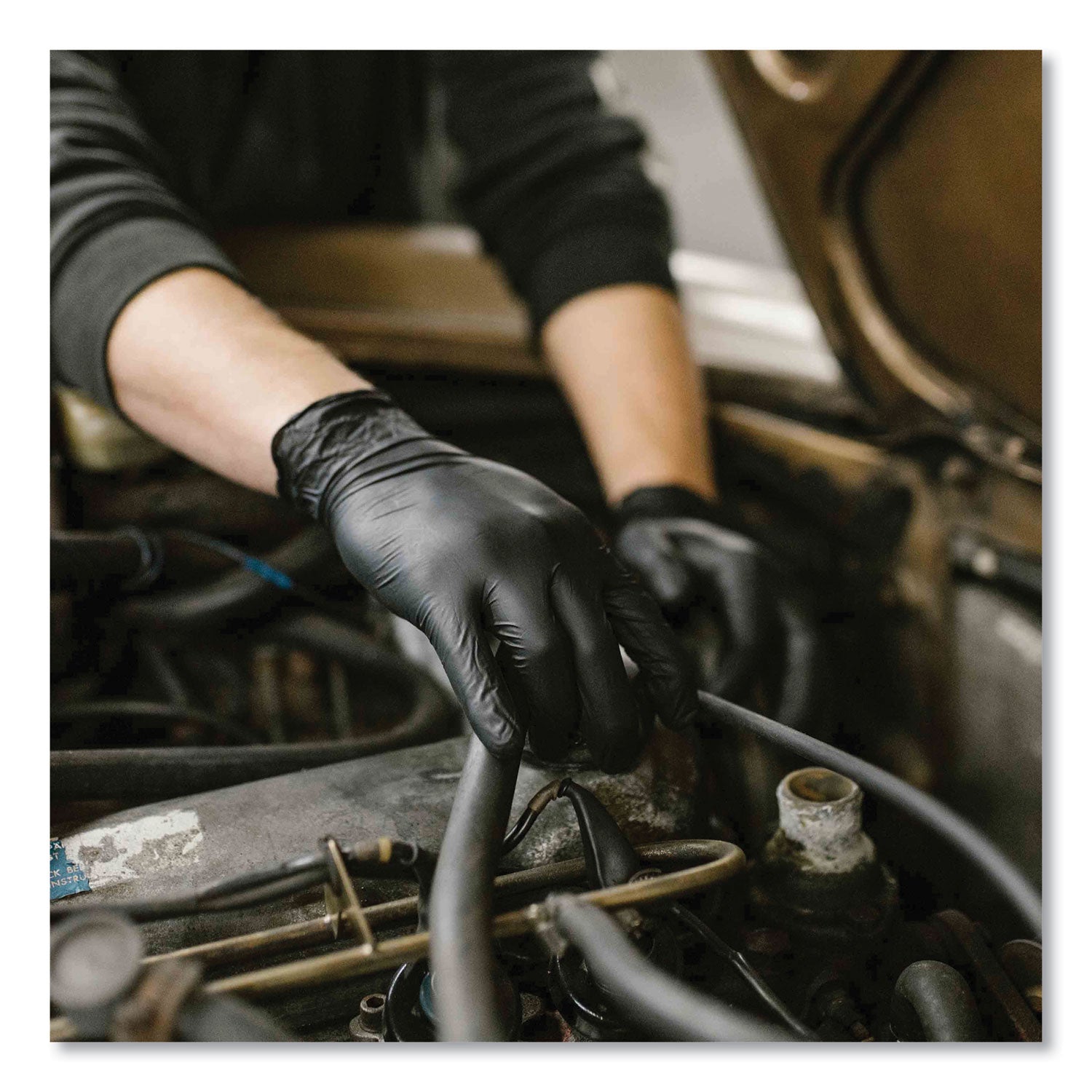 Industrial Nitrile Gloves, Powder-Free, 5 mil, Large, Black, 100 Gloves/Box, 10 Boxes/Carton