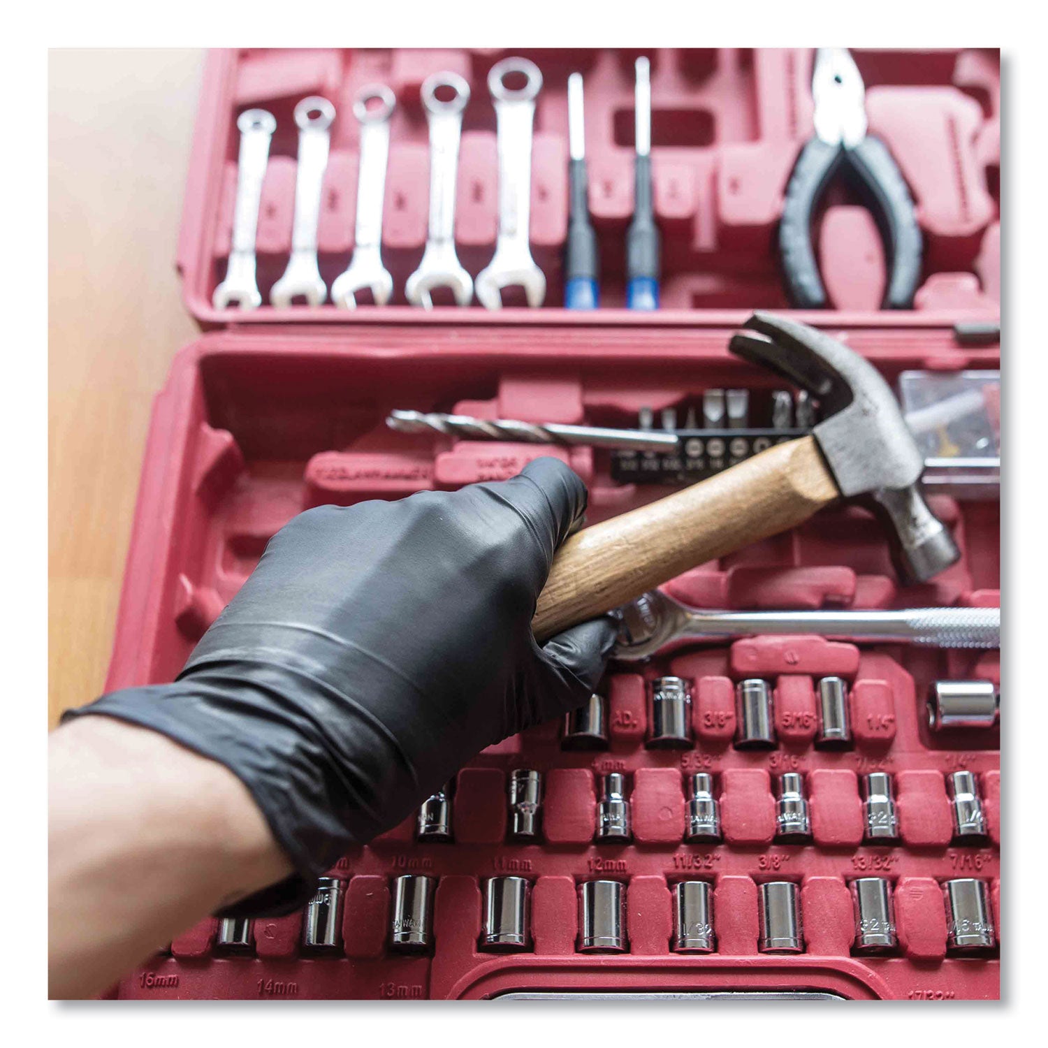 Industrial Nitrile Gloves, Powder-Free, 5 mil, Small, Black 100 Gloves/Box, 10 Boxes/Carton
