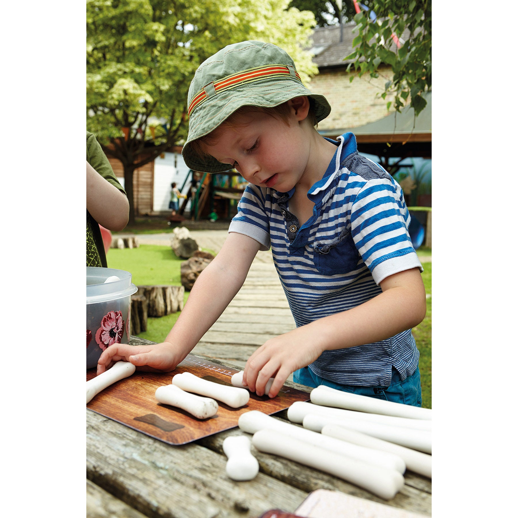 Dinosaur Bones Match and Measure Activity Cards