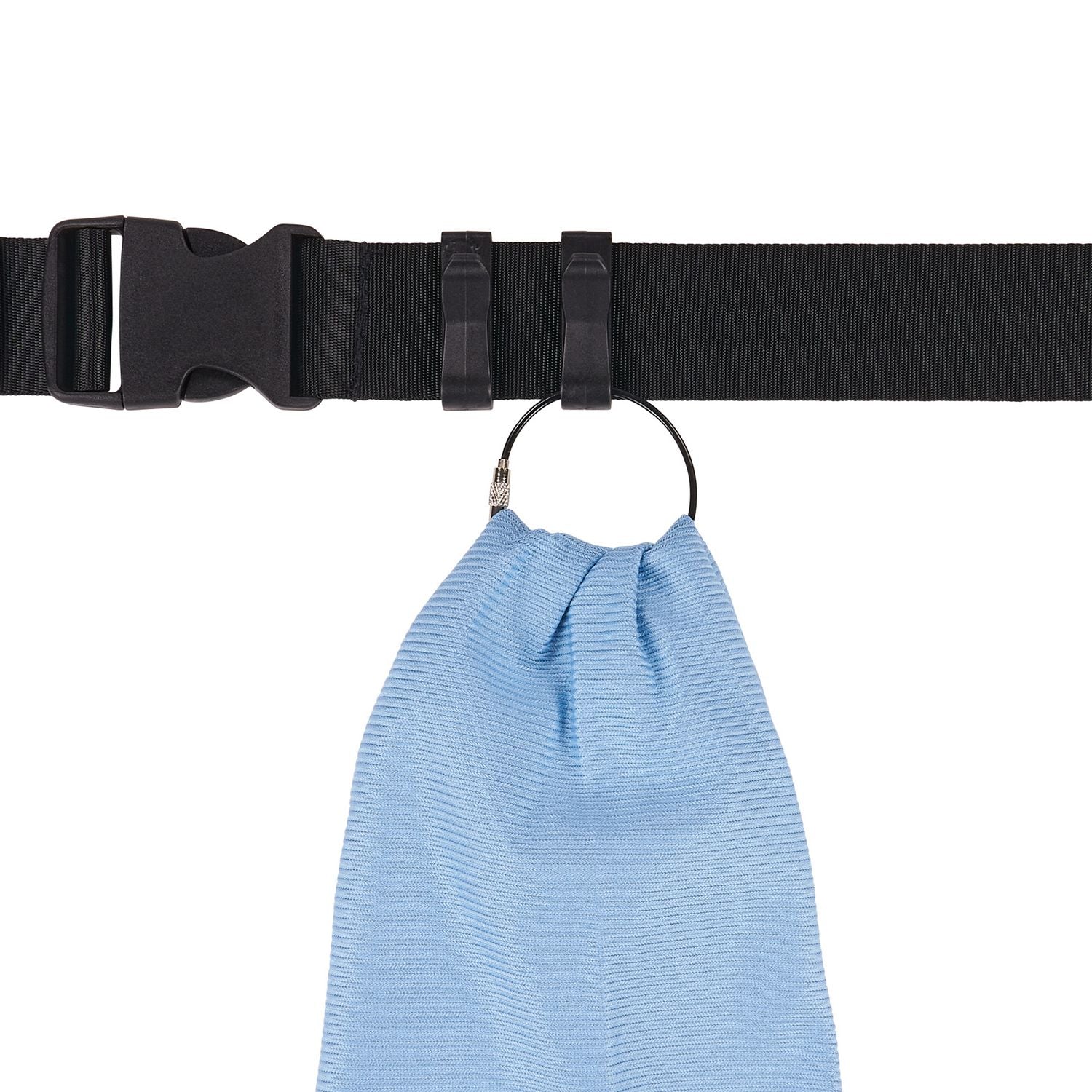 Water Resistant Exterior, Water Resistant, Abrasion Resistant Exterior, Abrasion Resistant, Water Proof - Mesh, Polyester, Nylon Body - Waistband, Belt Clip, Ring - 10" Height x 11" Width - 1 Each