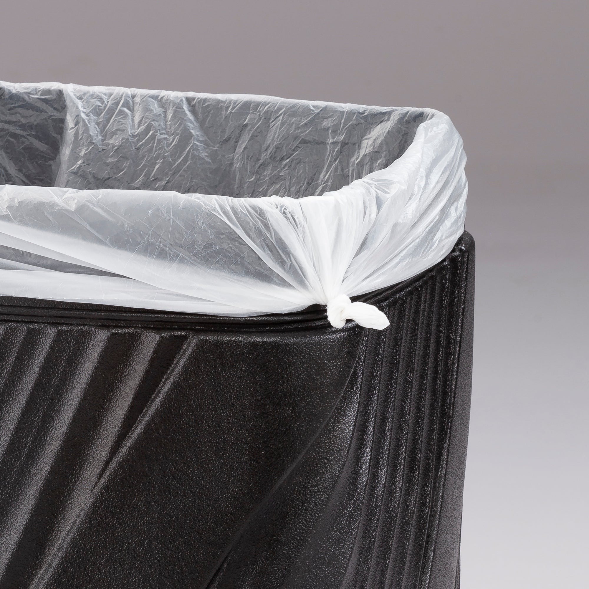 Receptacle Twist Can 38Gal Blk