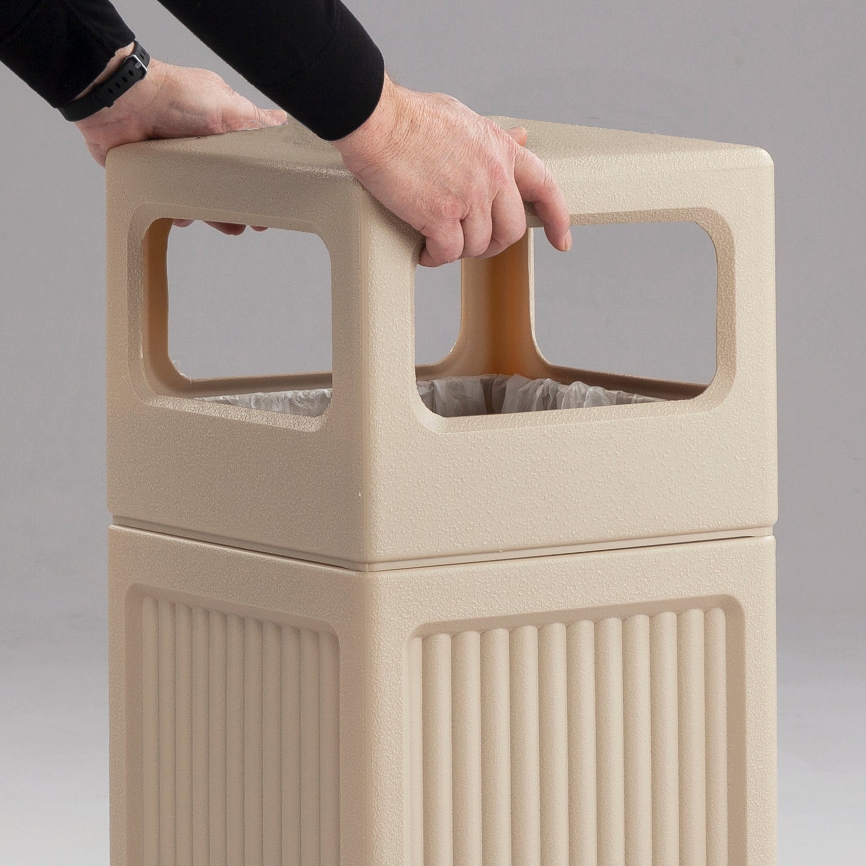 Receptacle P Canmeleon 15Gal
