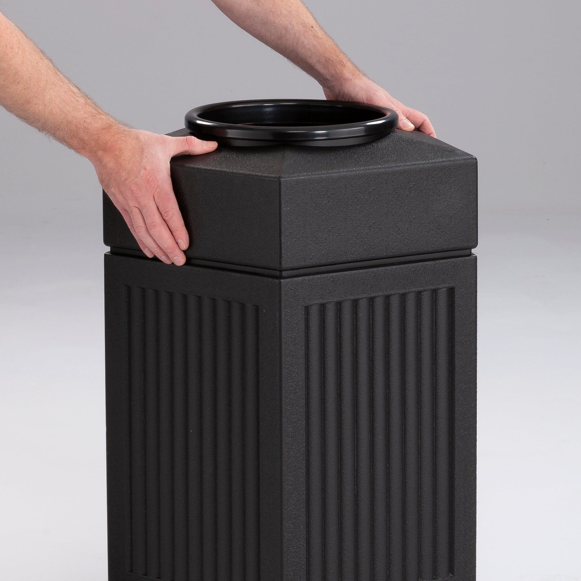Receptacle P Canmeleon 30Gal