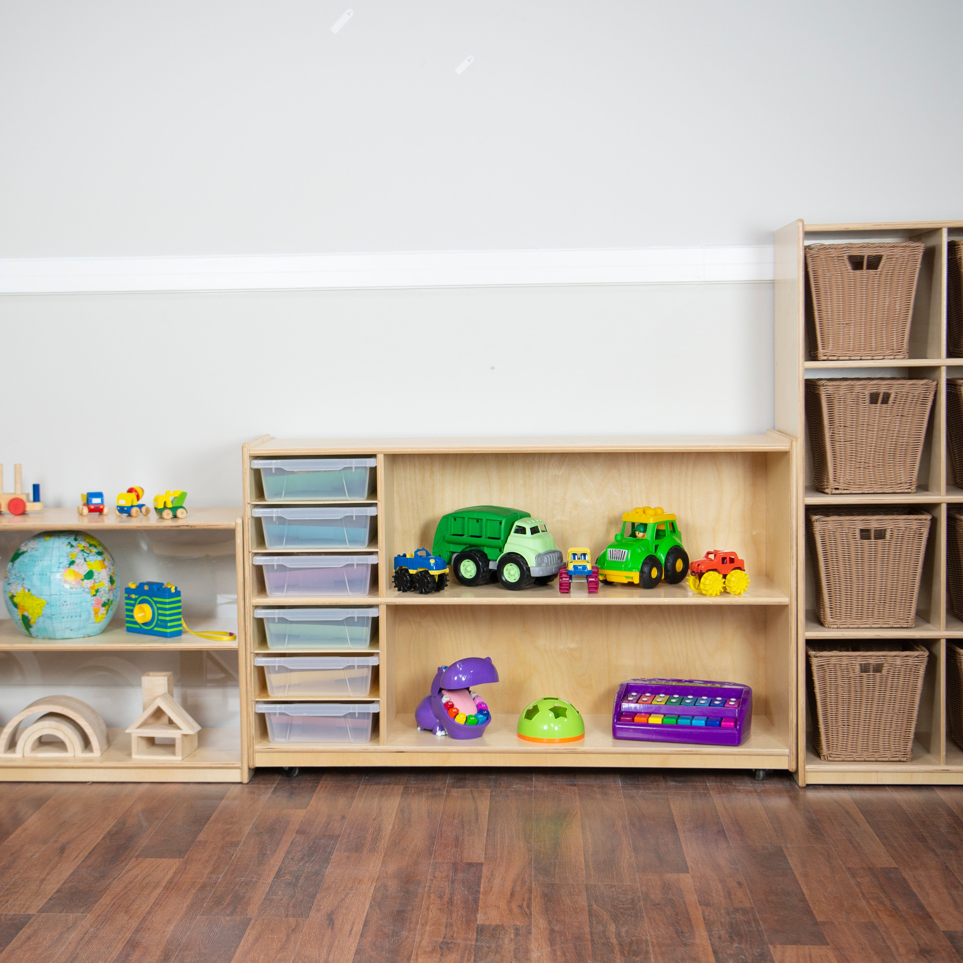 Shelf Storage with Translucent Trays
