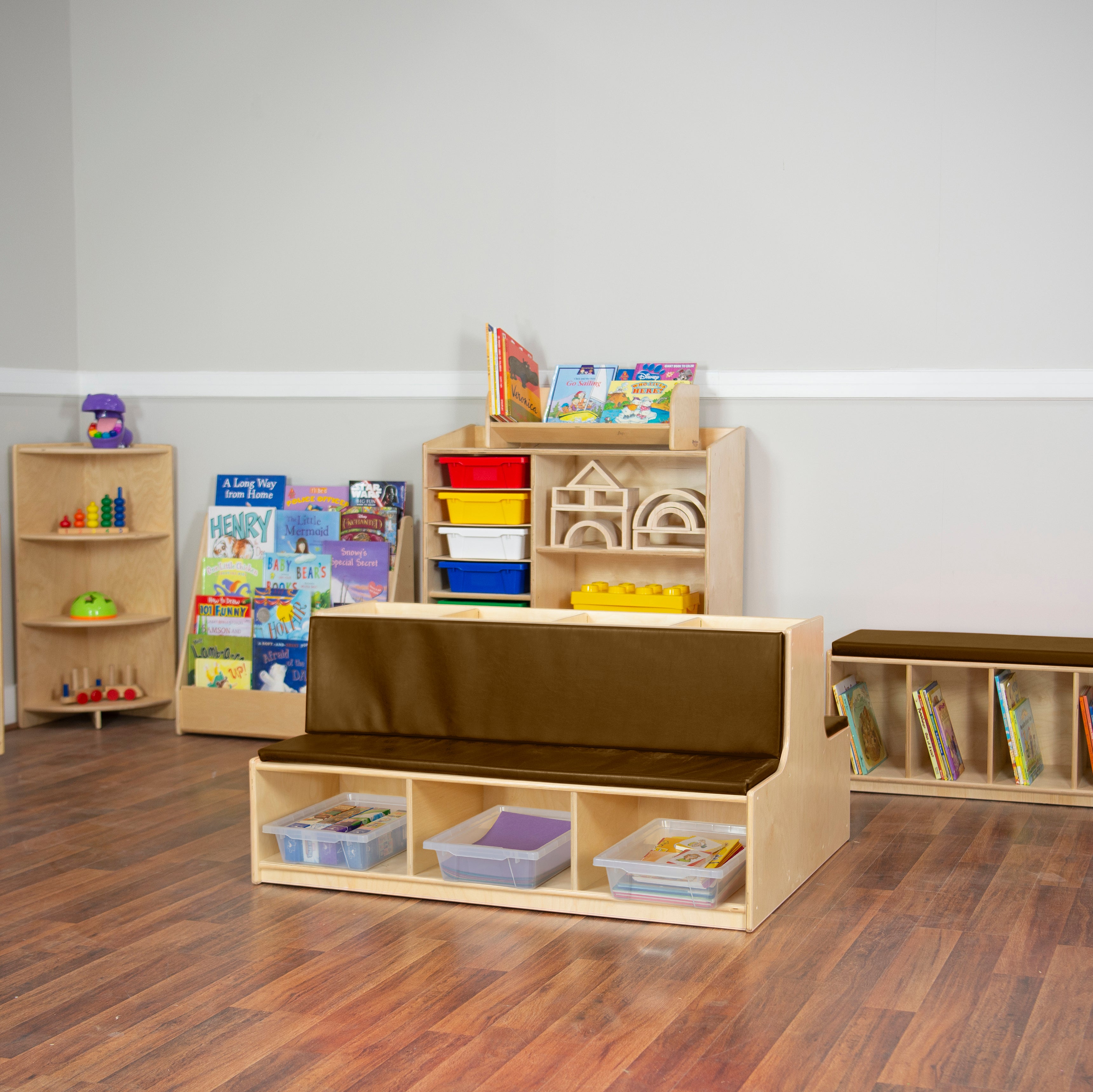 Read-A-Round Double-Sided Bench with Brown Cushions and Trays