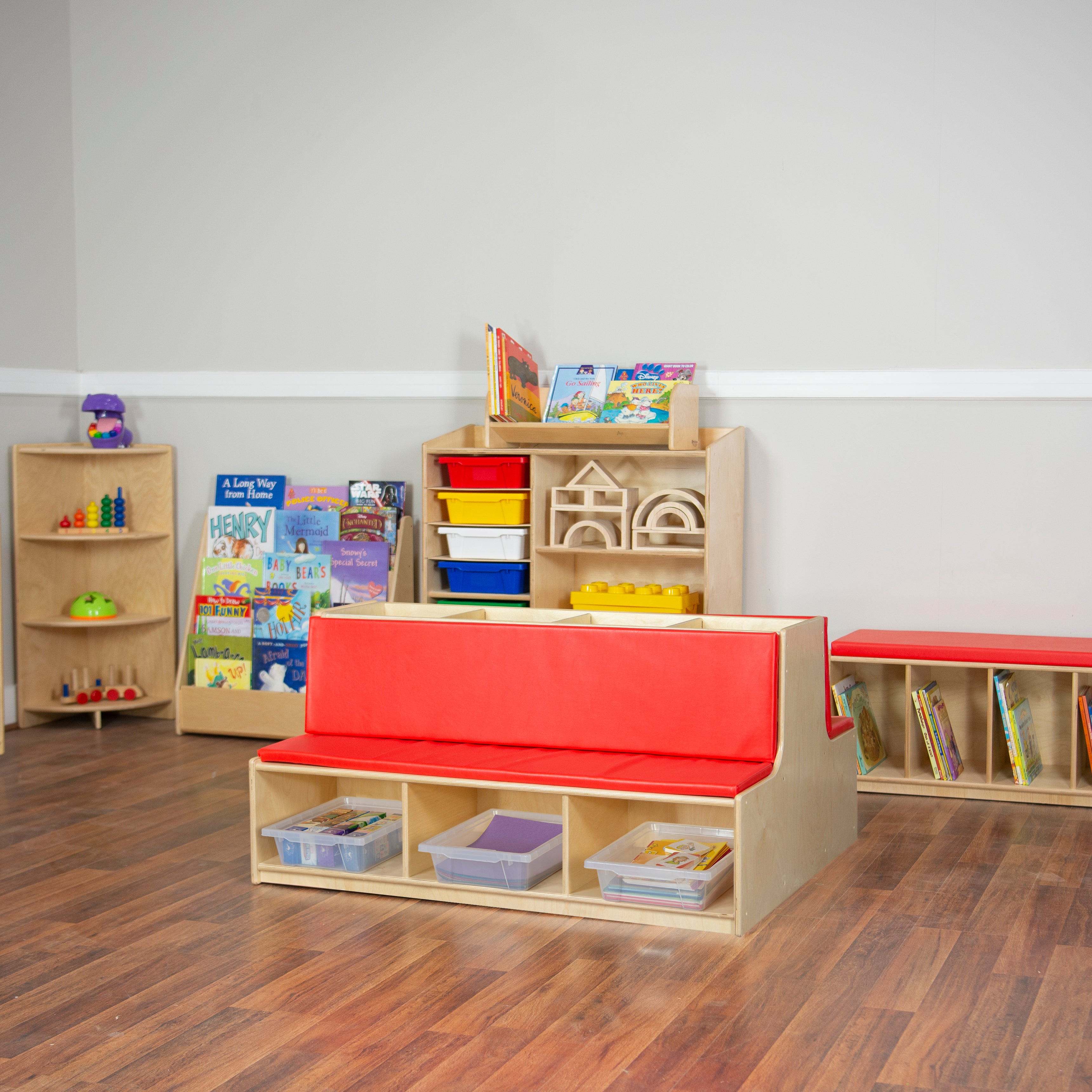 Read-A-Round Double-Sided Bench with Trays