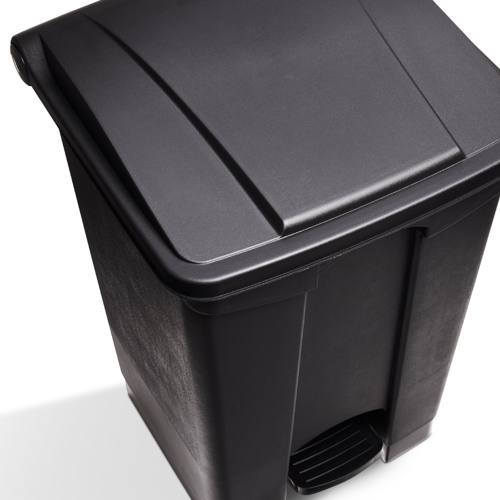 Plastic Step-On 12 Gallon