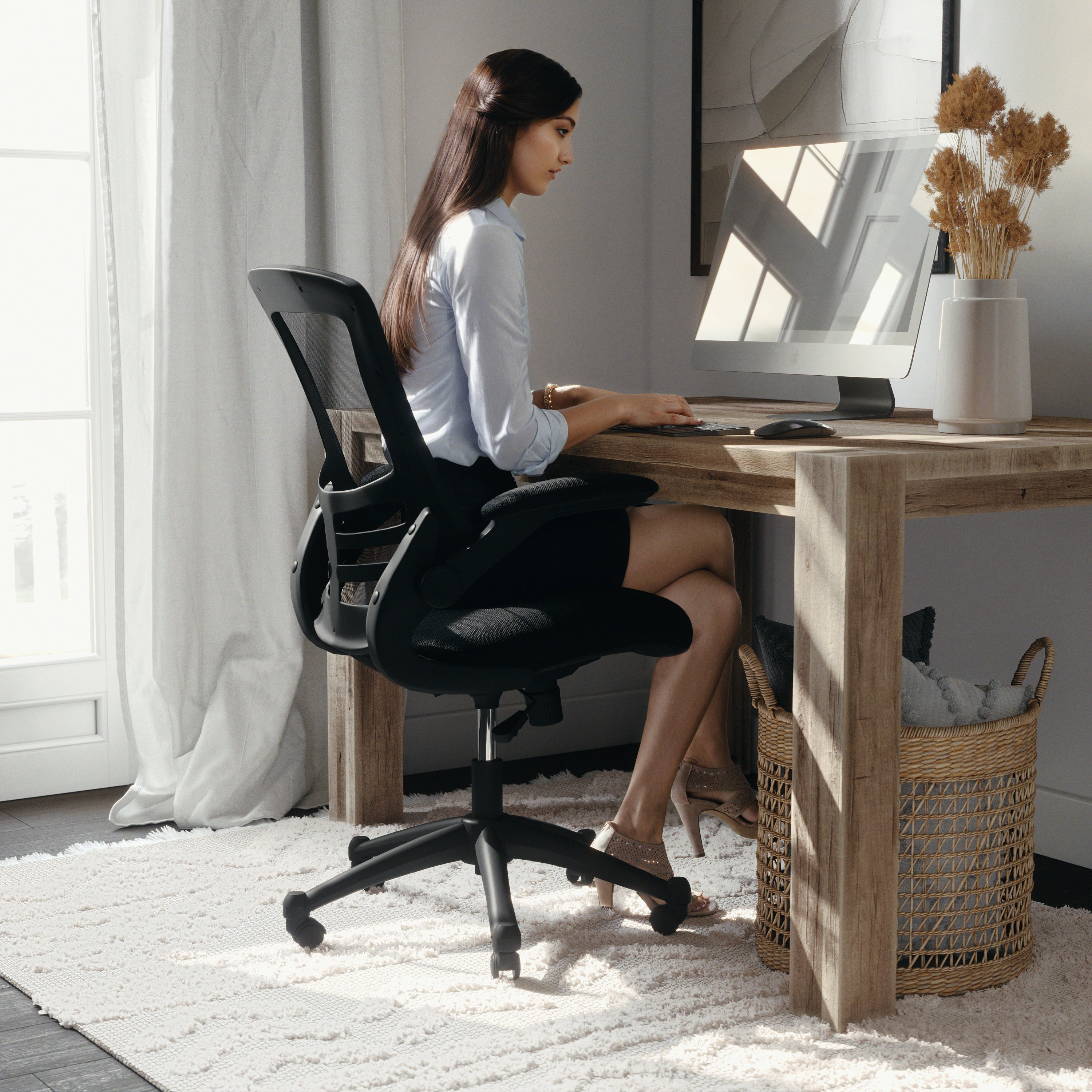 Kelista Mid-Back Black Mesh Swivel Ergonomic Task Office Chair with Flip-Up Arms