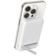 Belkin BoostCharge Pro 8000 MAh Wireless Charging White