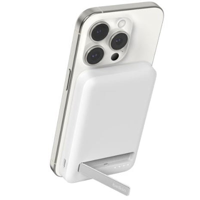 Belkin BoostCharge Pro 8000 MAh Wireless Charging White