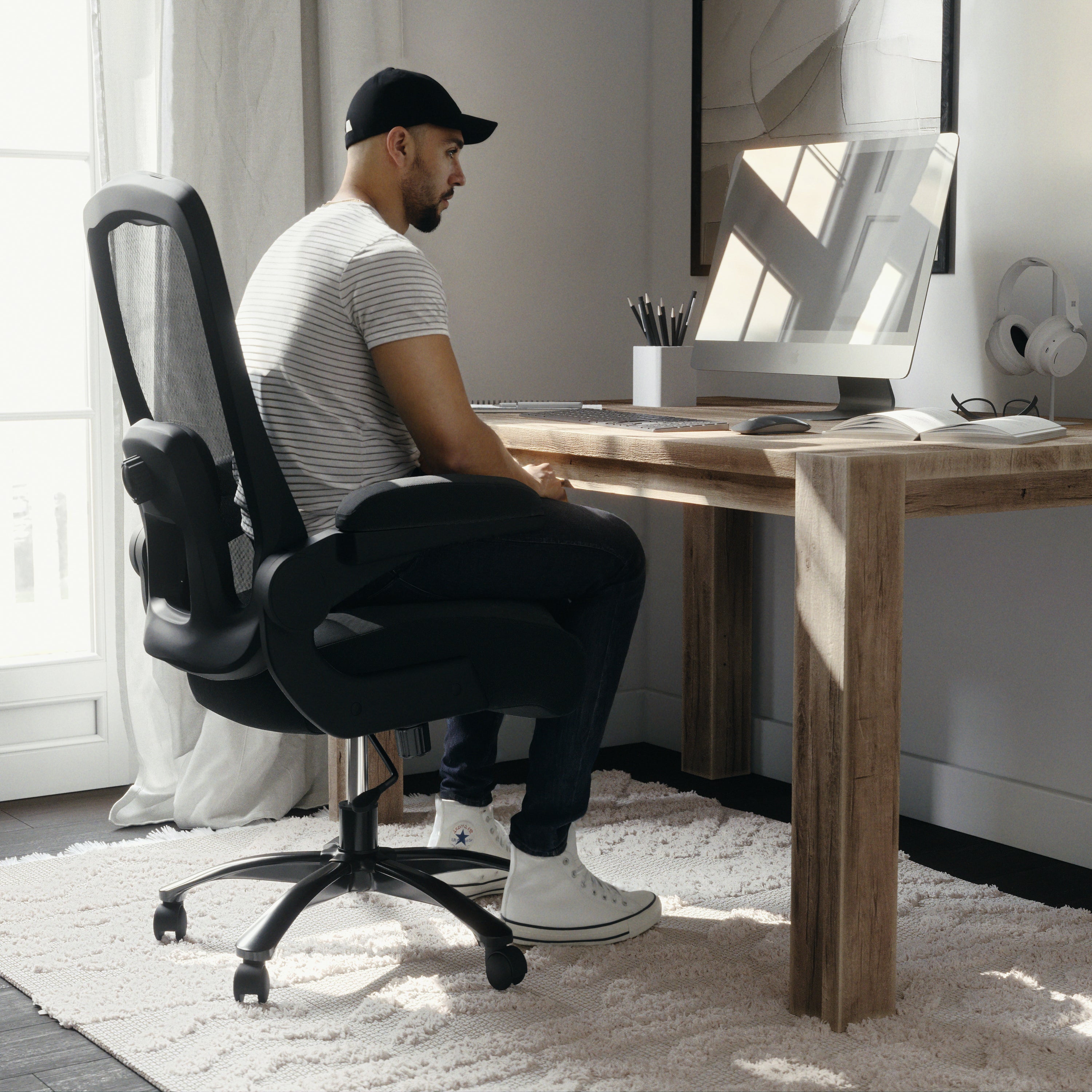 Big & Tall Office Chair| Black Mesh Executive Swivel Office Chair with Lumbar and Back Support and Wheels