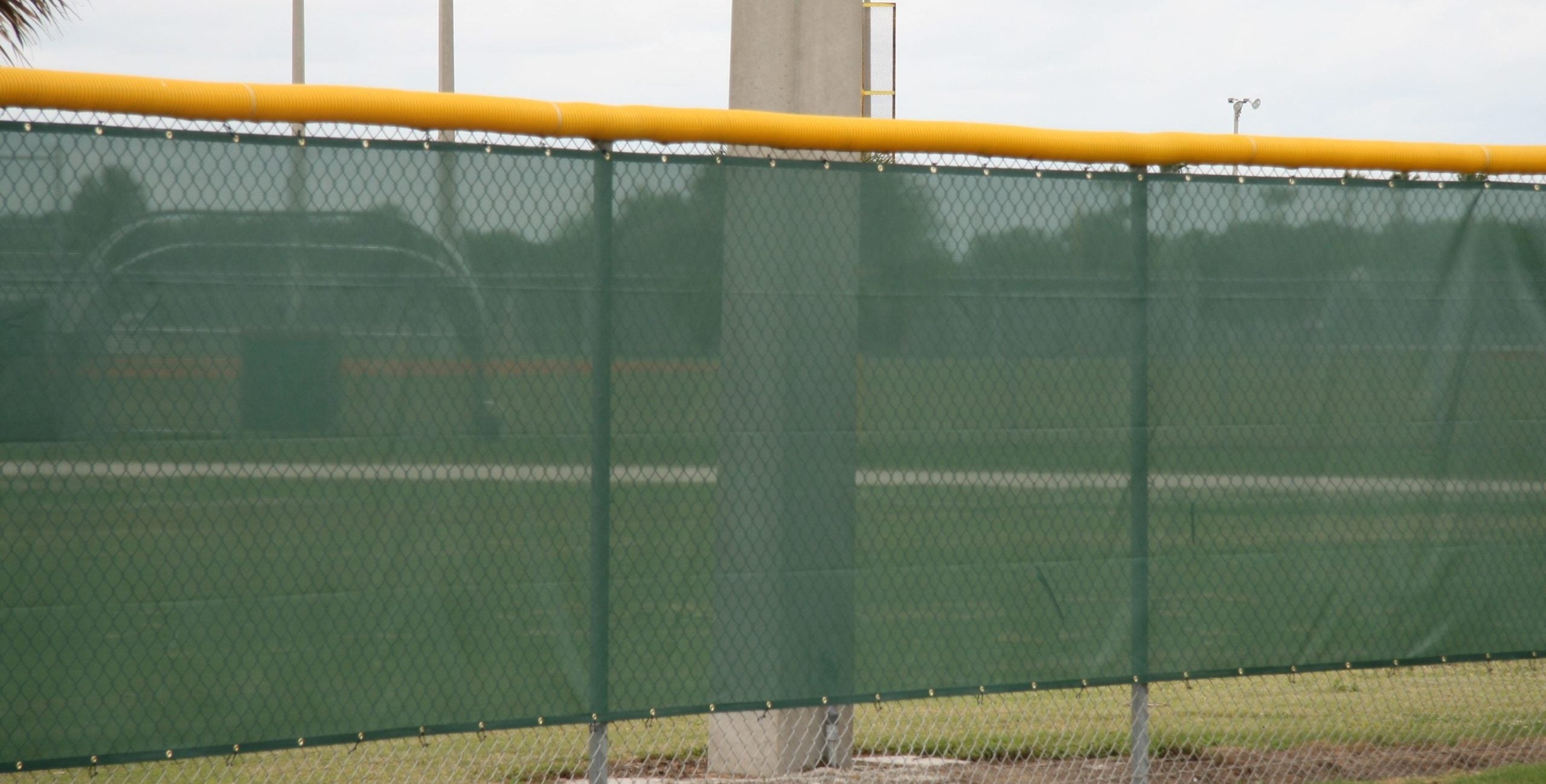 Aer-Flo Tuffy 16 Windscreen - 6'-9'H