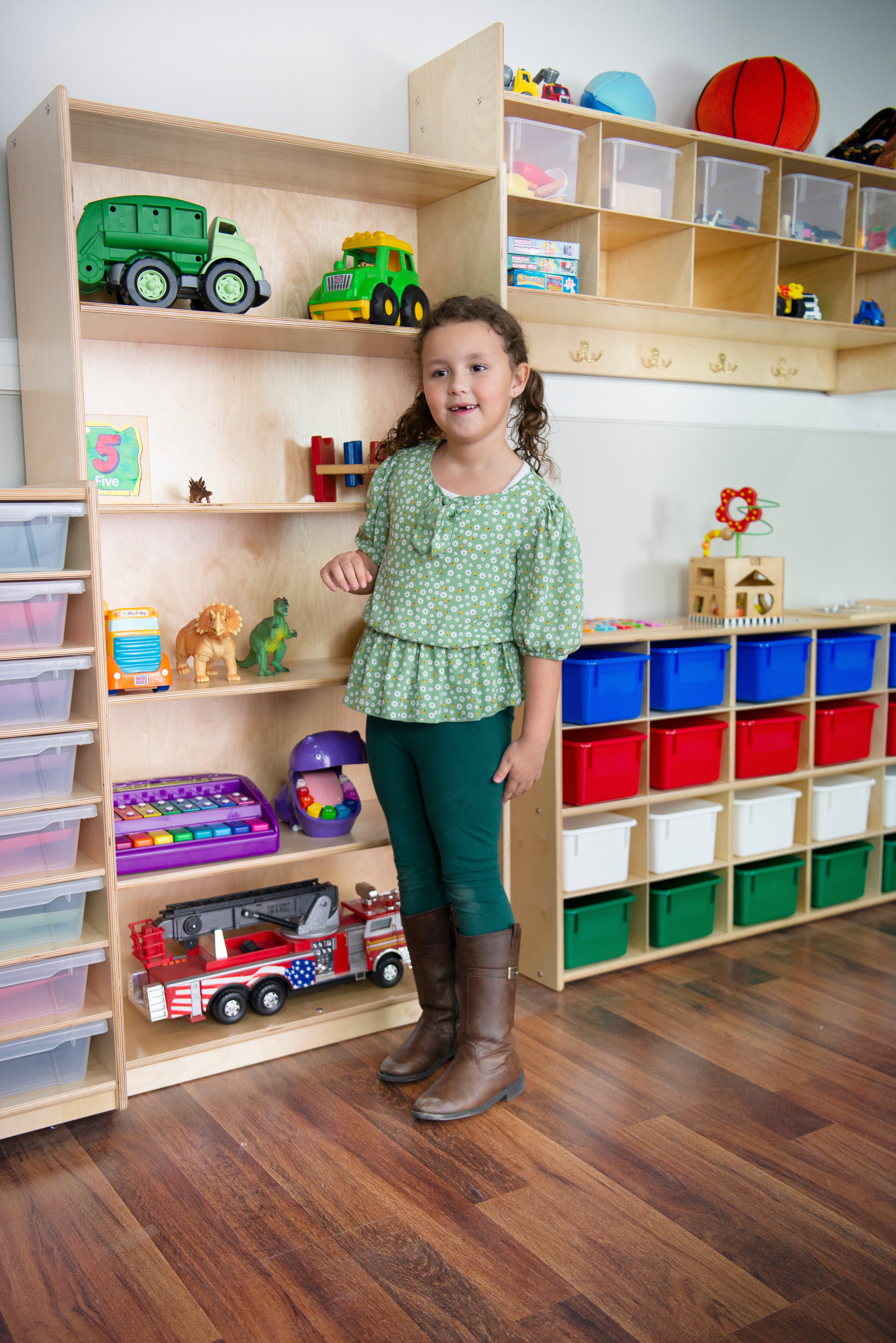 Contender Bookshelf, 59-1/2"H - Assembled