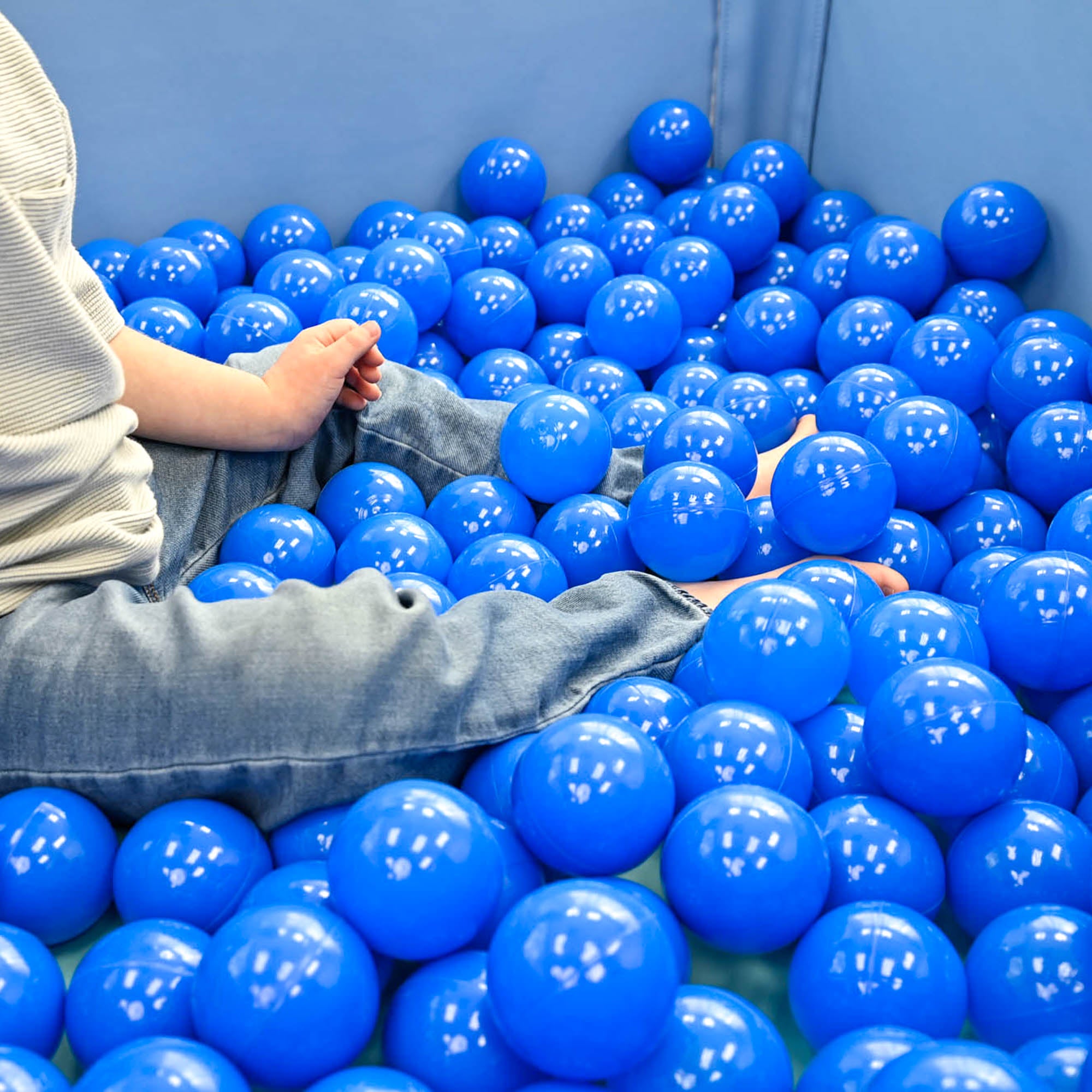 Corral Ball Pool - Tranquility