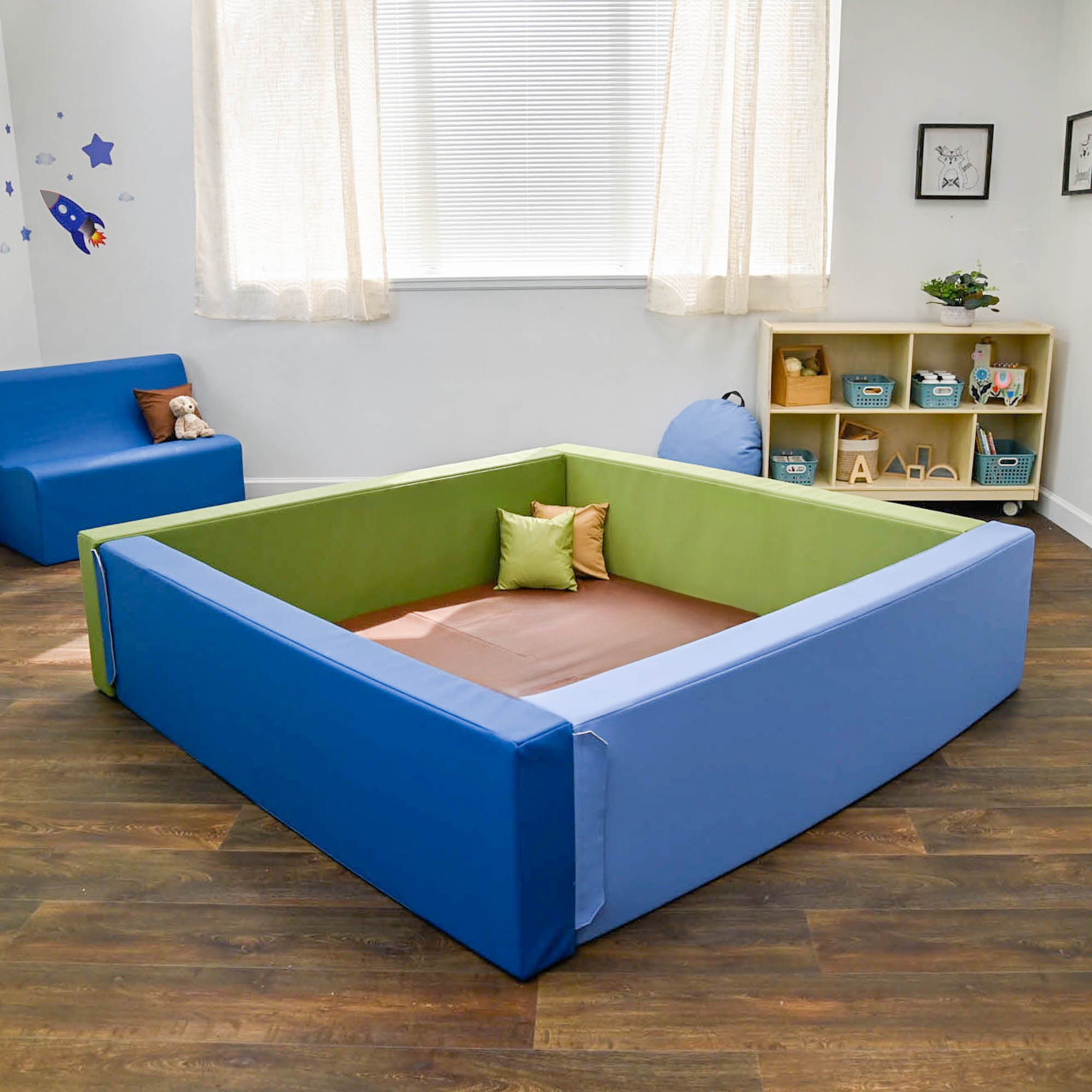 Lollipop Play Yard - Woodland
