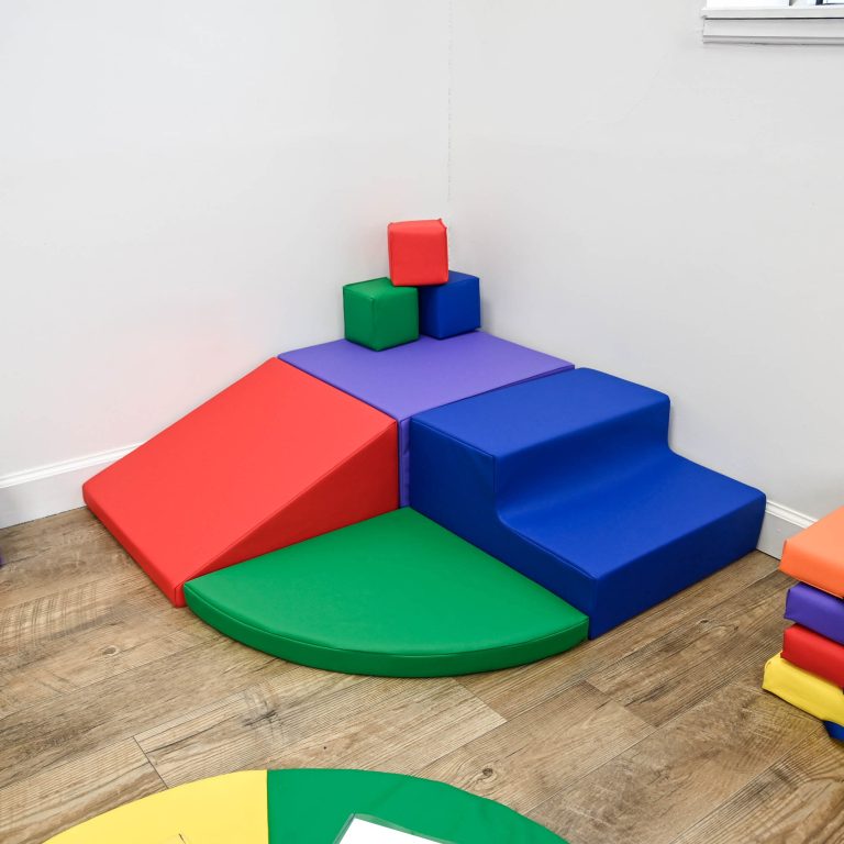 Snuggle Corner Set - Rainbow