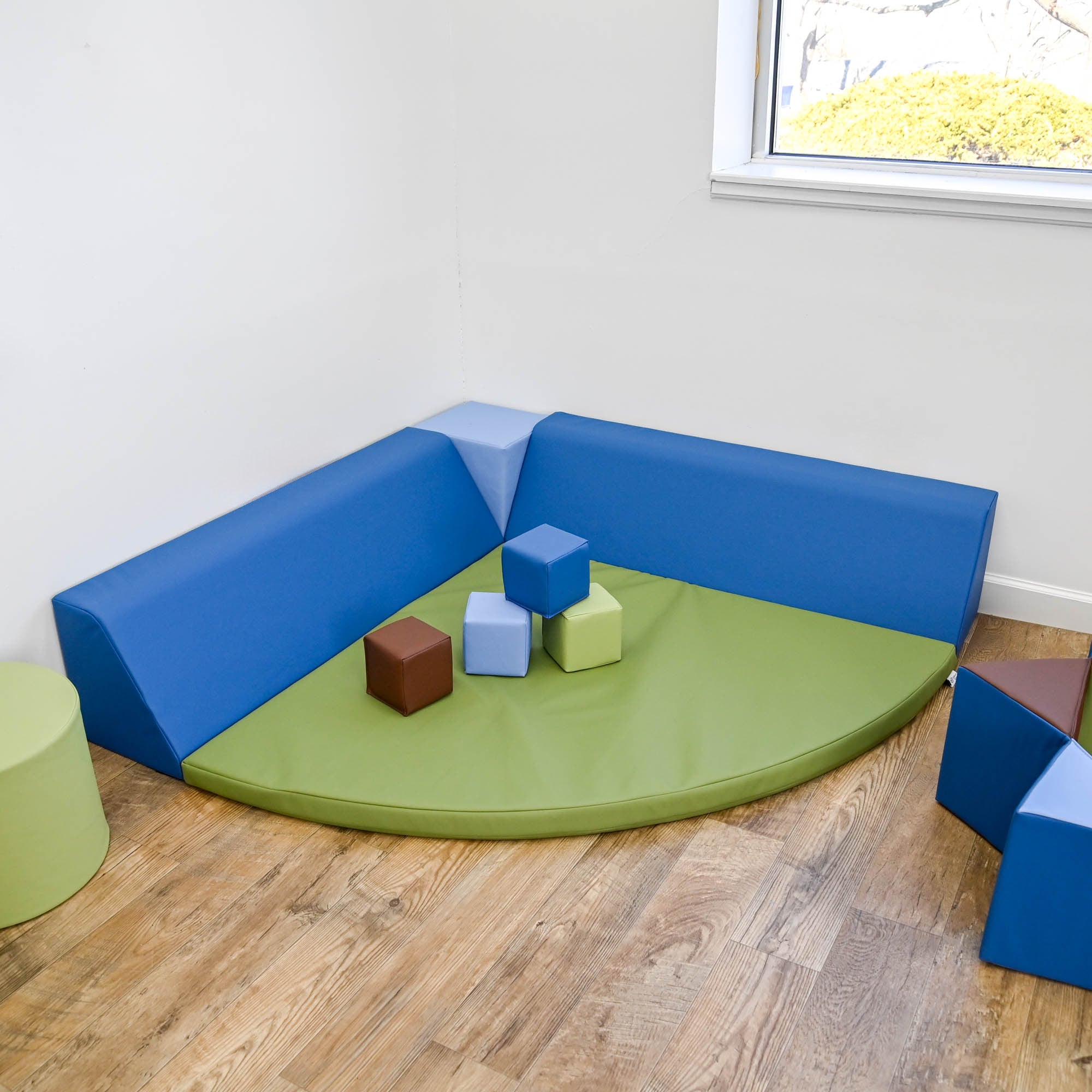Restful Corner - Woodland