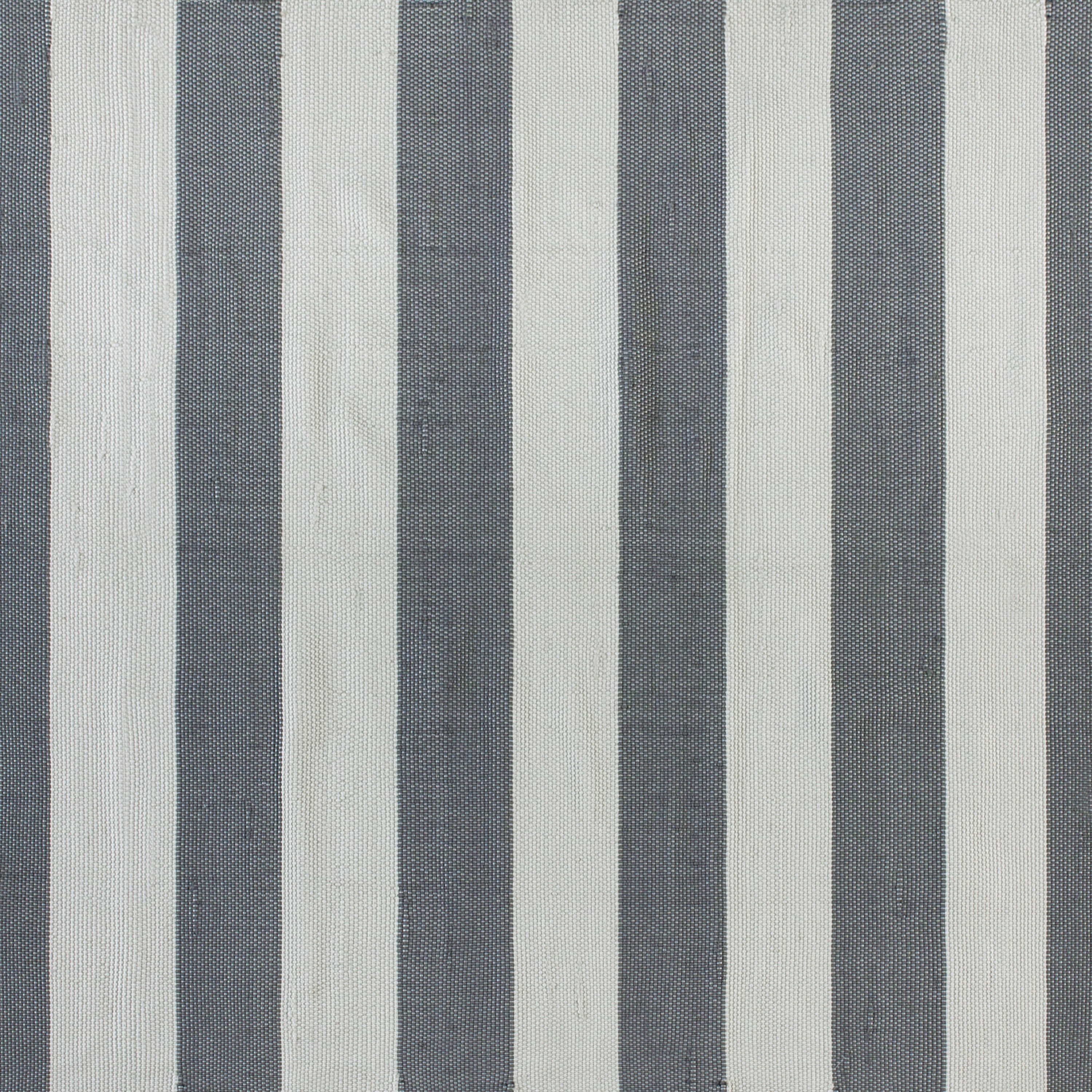 Melissa 5' x 7' Grey & White Striped Handwoven Indoor/Outdoor Cabana Style Stain Resistant Area Rug