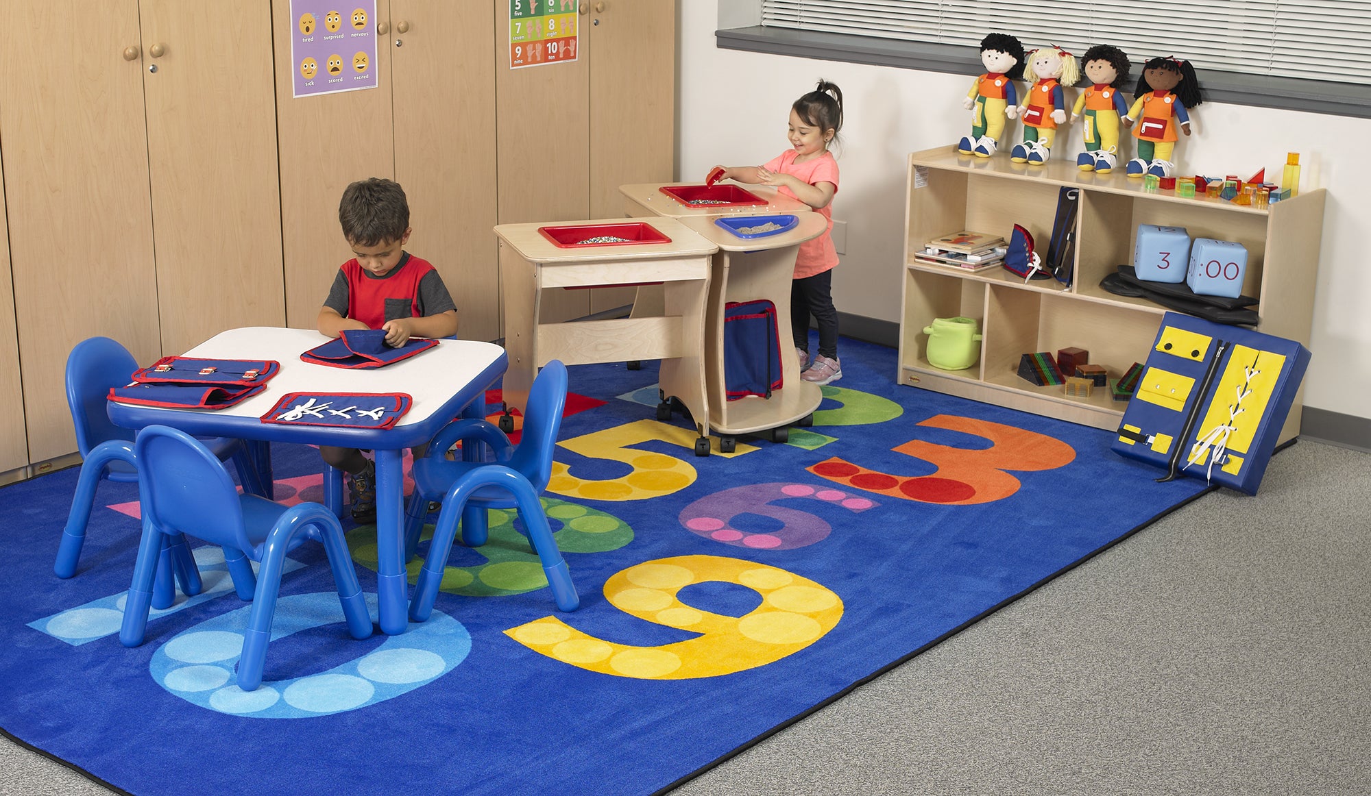 BASELINE Preschool 30" Square Table & Chair Set - Solid Royal Blue