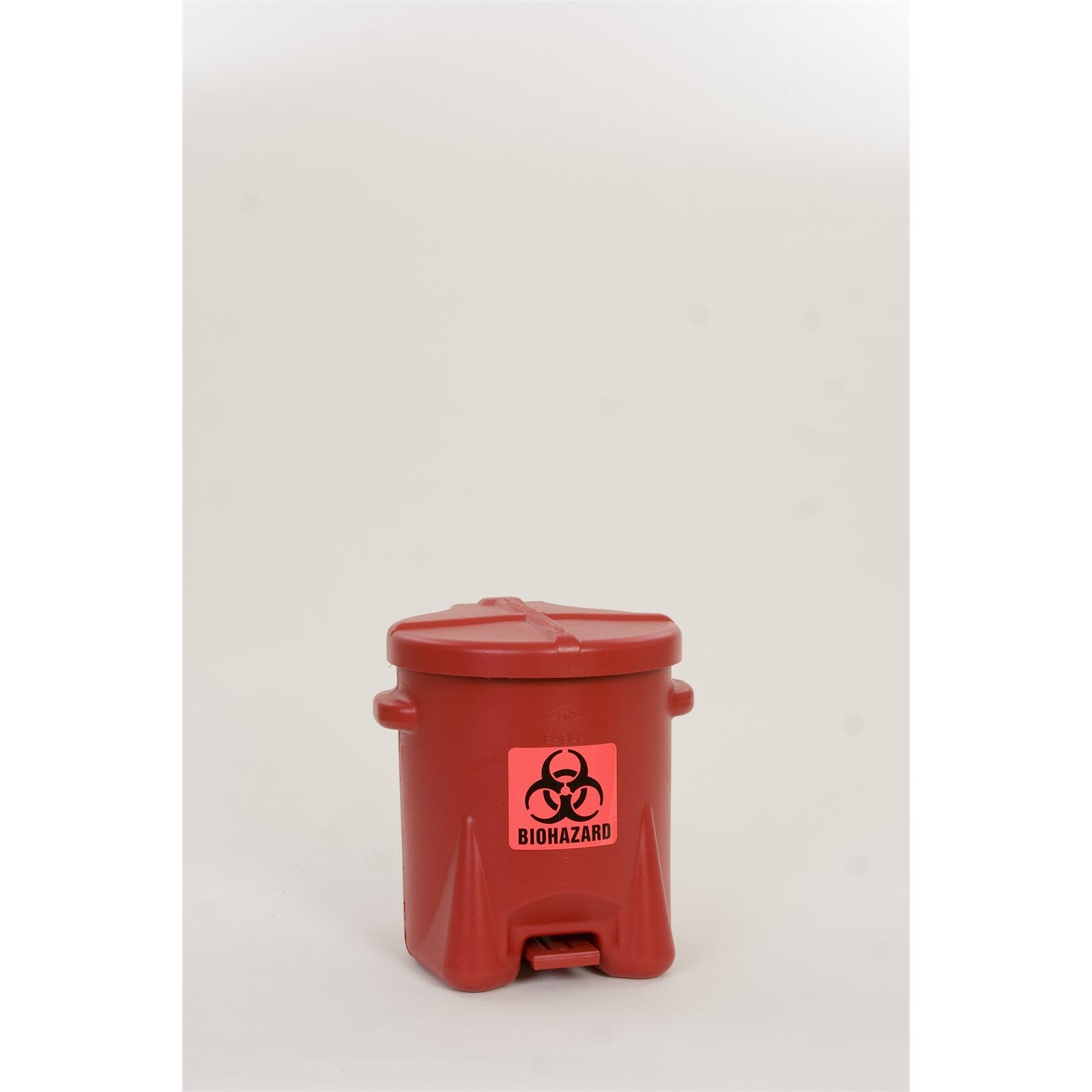SAFETY BIOHAZARDOUS WASTE CANS, Polyethylene - Red w/Foot Lever, CAPACITY: 6 Gal.