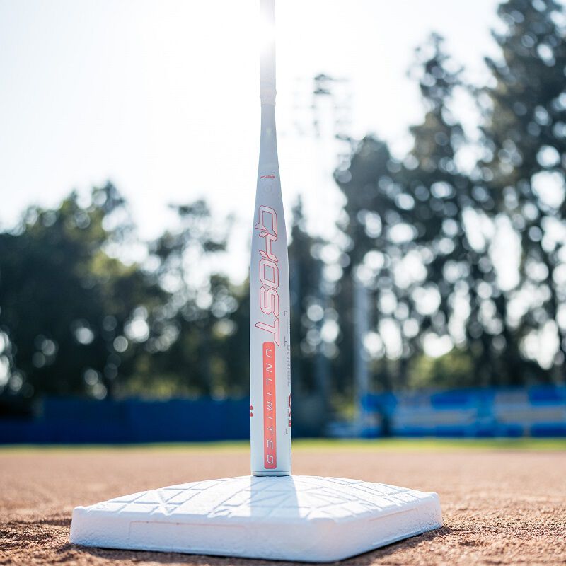 Easton Ghost Unlimited -9 Fastpitch Softball Bat - 32 In