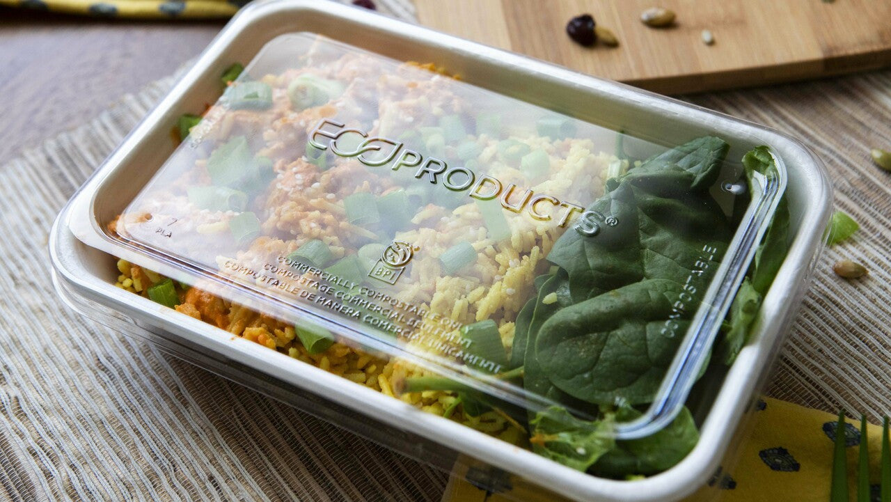 WorldView™ Renewable & Compostable Lid, Low Profile Vented, Fits 24 - 32oz. Rectangle Molded Fiber Take-Out Containers - Case of 400