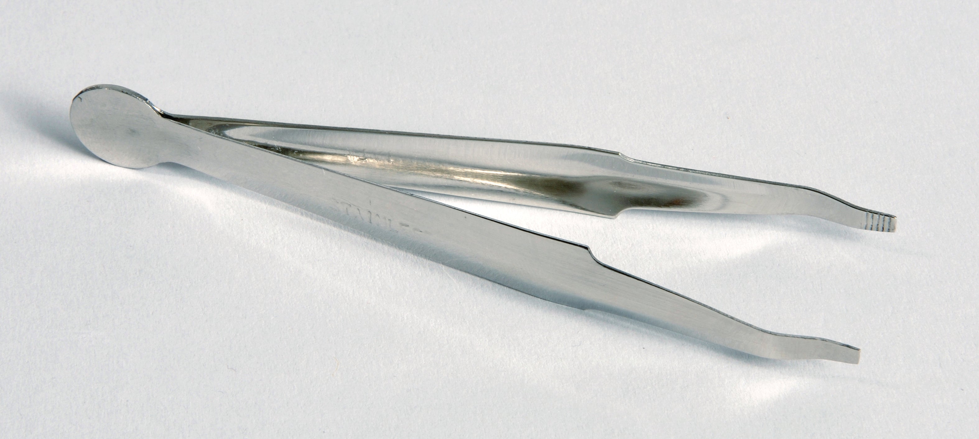 United Scientific® Stainless Steel Forceps, Blunt, 5"
