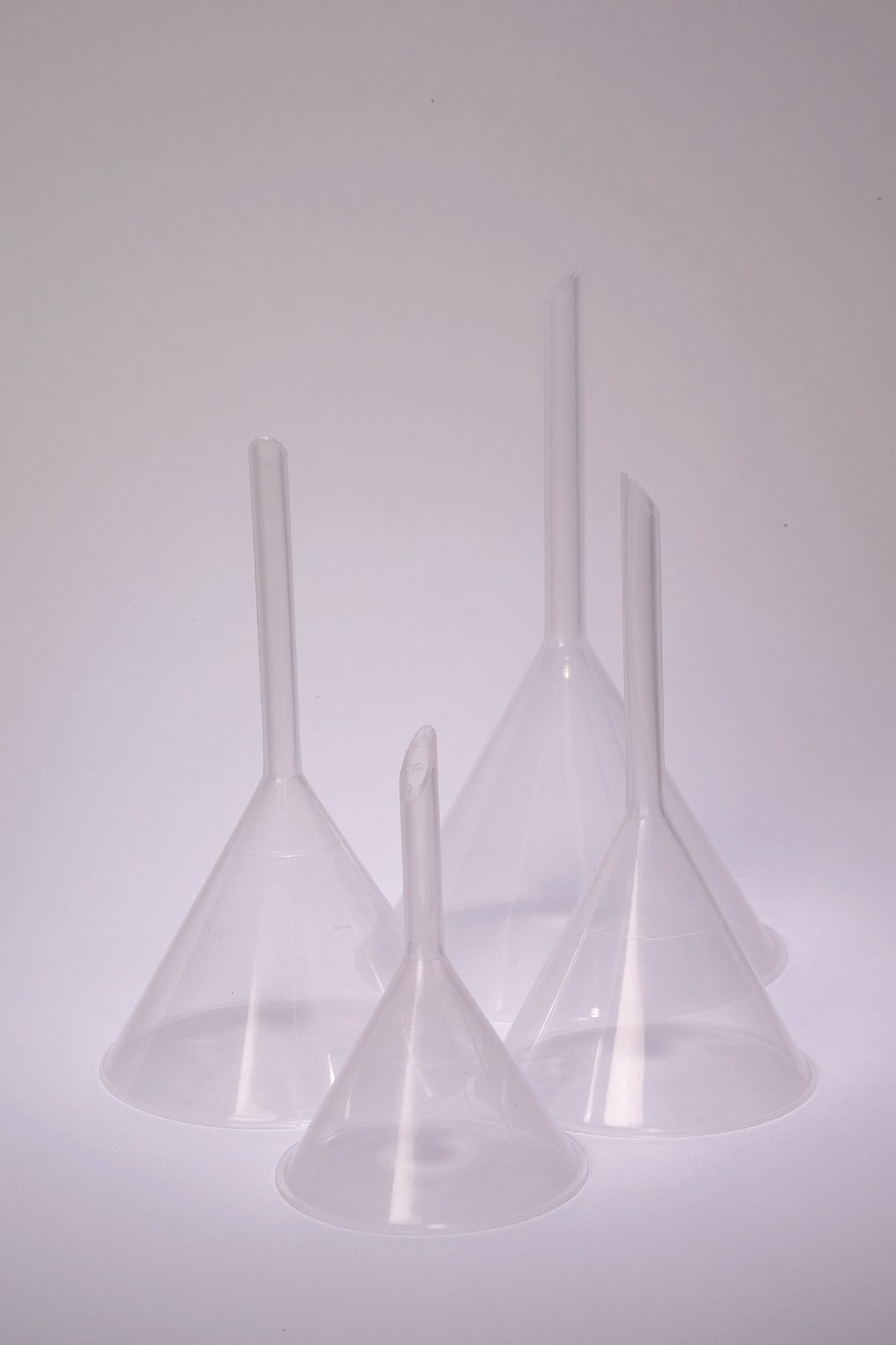 United Scientific® Funnels, Standard Stem, PP, 55mm, comes with 12