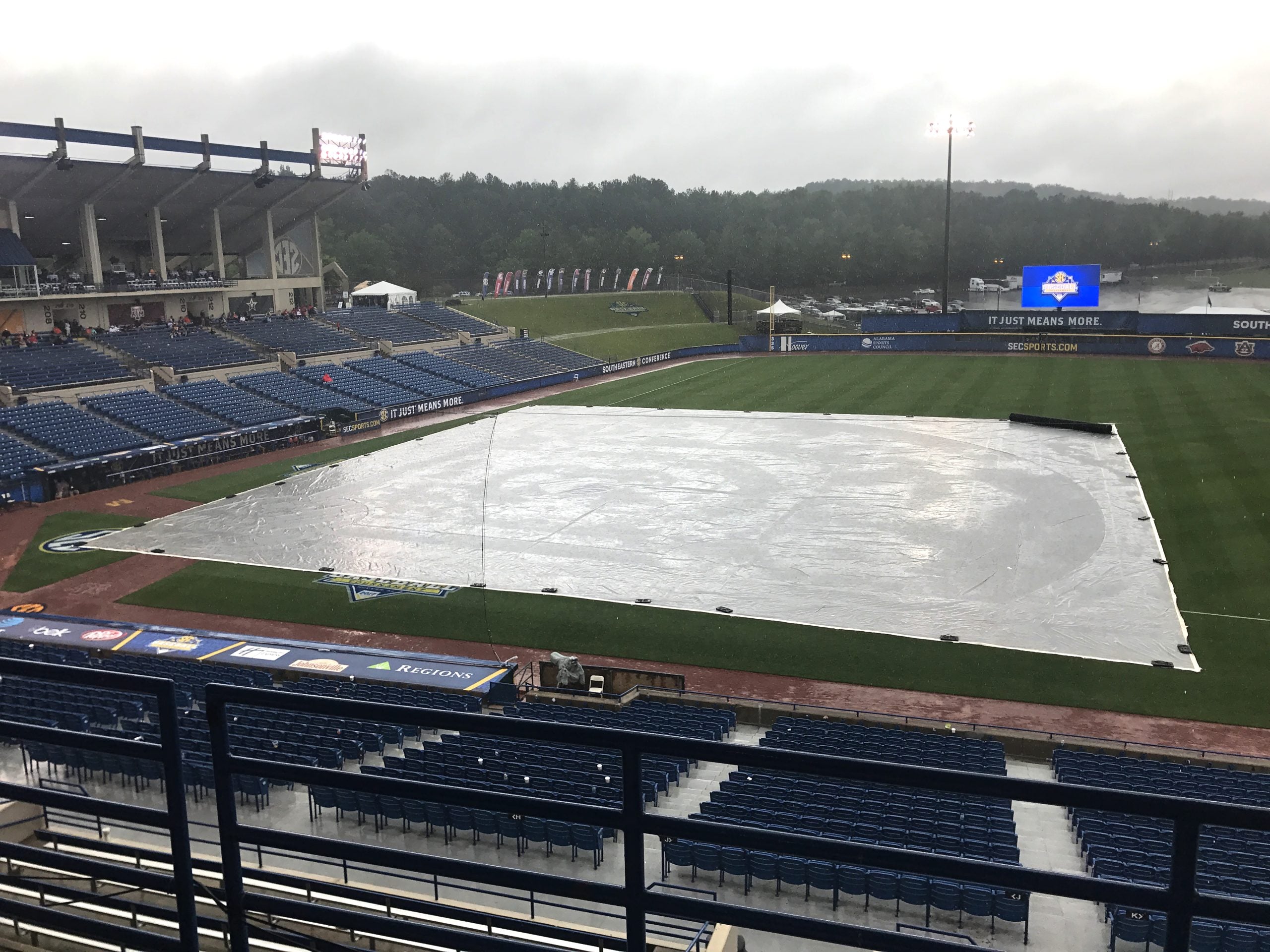 Aer-Flo 6.8 oz. Pro-Tector Full Field Cover - 130' x 130'