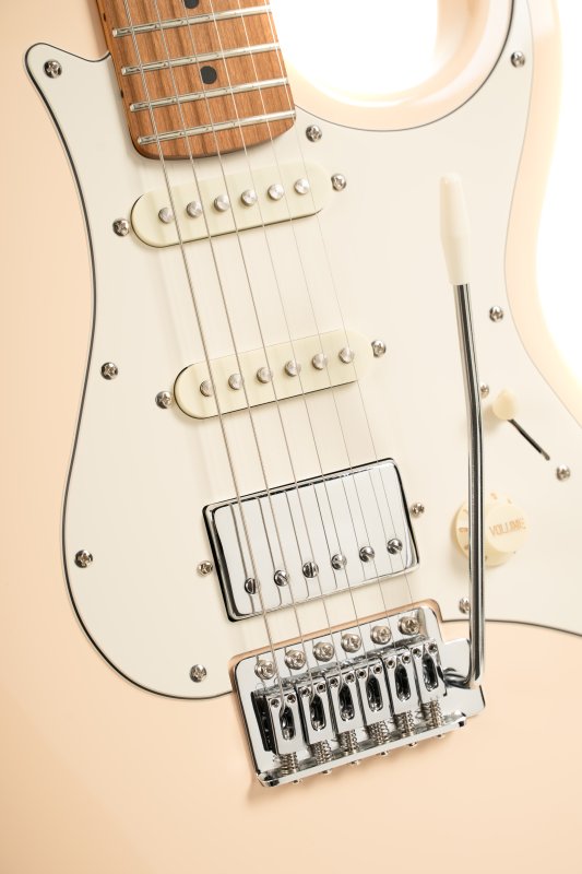 Cort G200SE Electric Guitar, Aged Cream