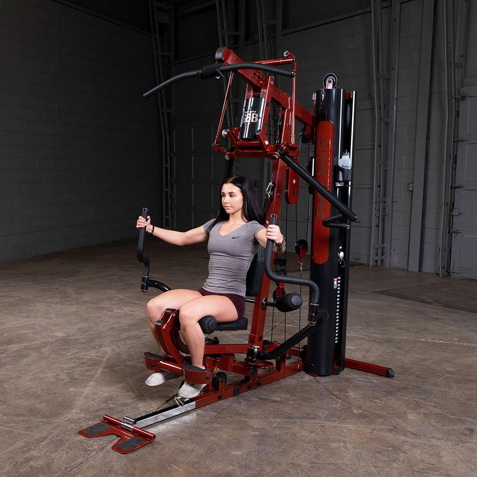 Bi-Angular Multi-Station Gym