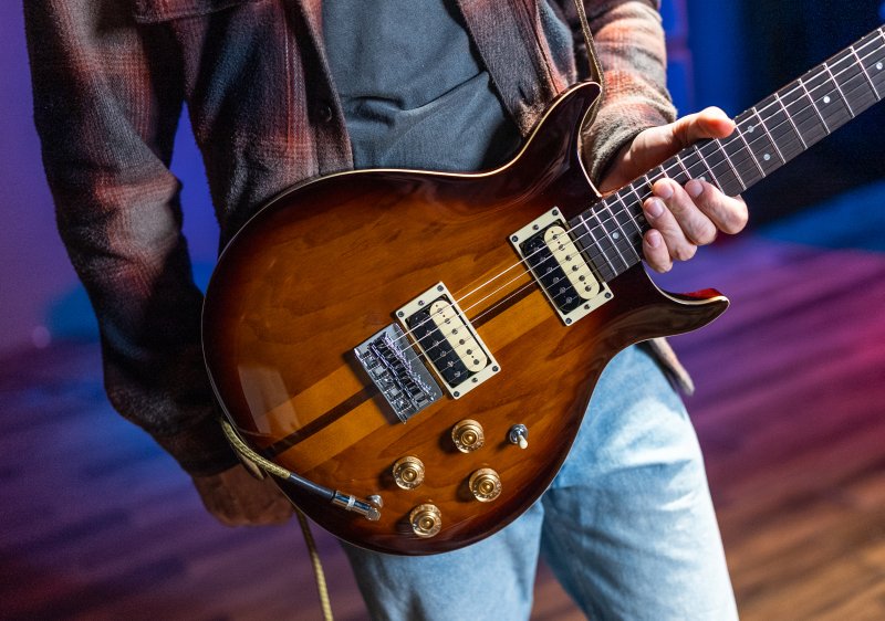 Washburn H10TS Wing Series Hawk Electric Guitar, Tobacco Sunburst