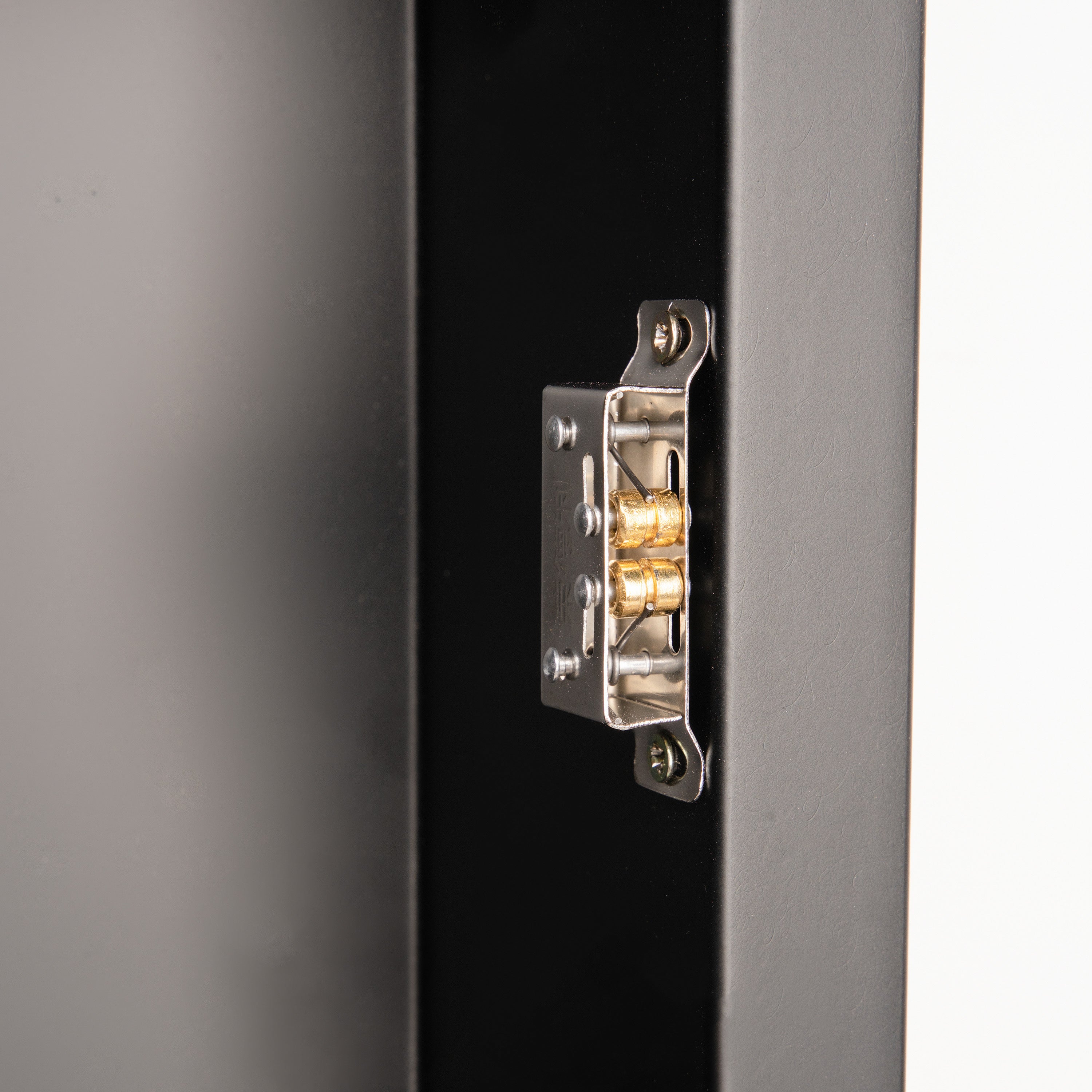 Jolie 16" x 24" Recessed Bathroom Medicine Cabinet with Rounded Beveled Mirror and Reversible Metal Frame in Gold