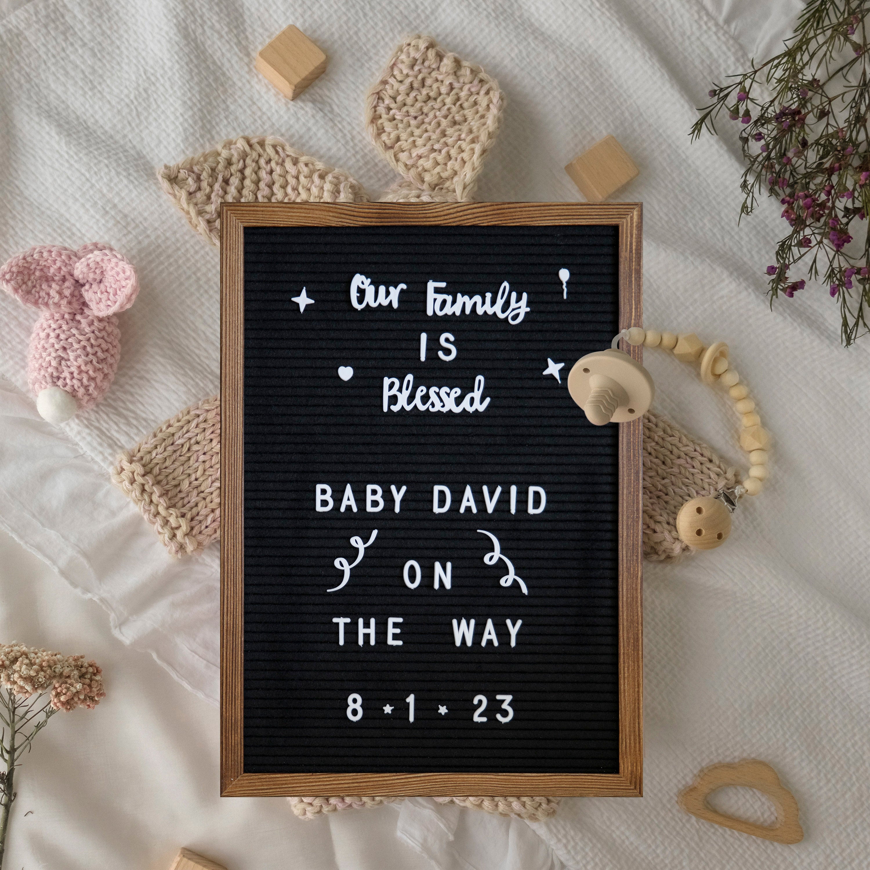 Gracie 12x17 Felt Letter Board with Wooden Frame, 389 PP Letters Including Numbers, Symbols and Icons, Canvas Carrying Case, Torched Wood/Black Felt