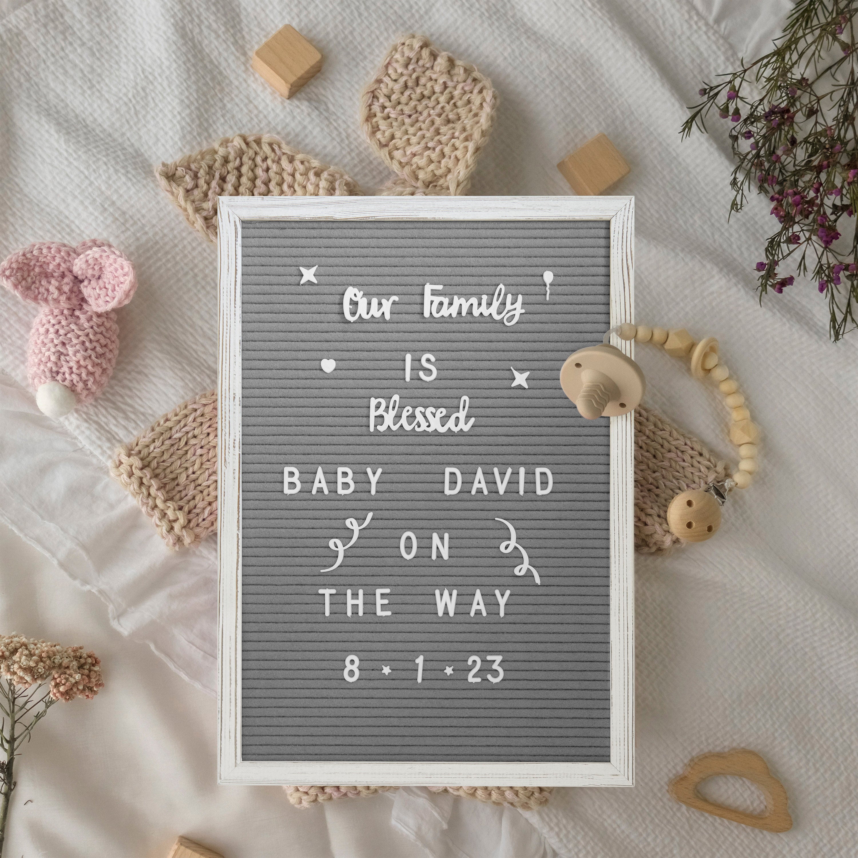 Gracie 12x17 Felt Letter Board with Wooden Frame, 389 PP Letters Including Numbers, Symbols and Icons, Canvas Carrying Case, White Wash/Gray Felt