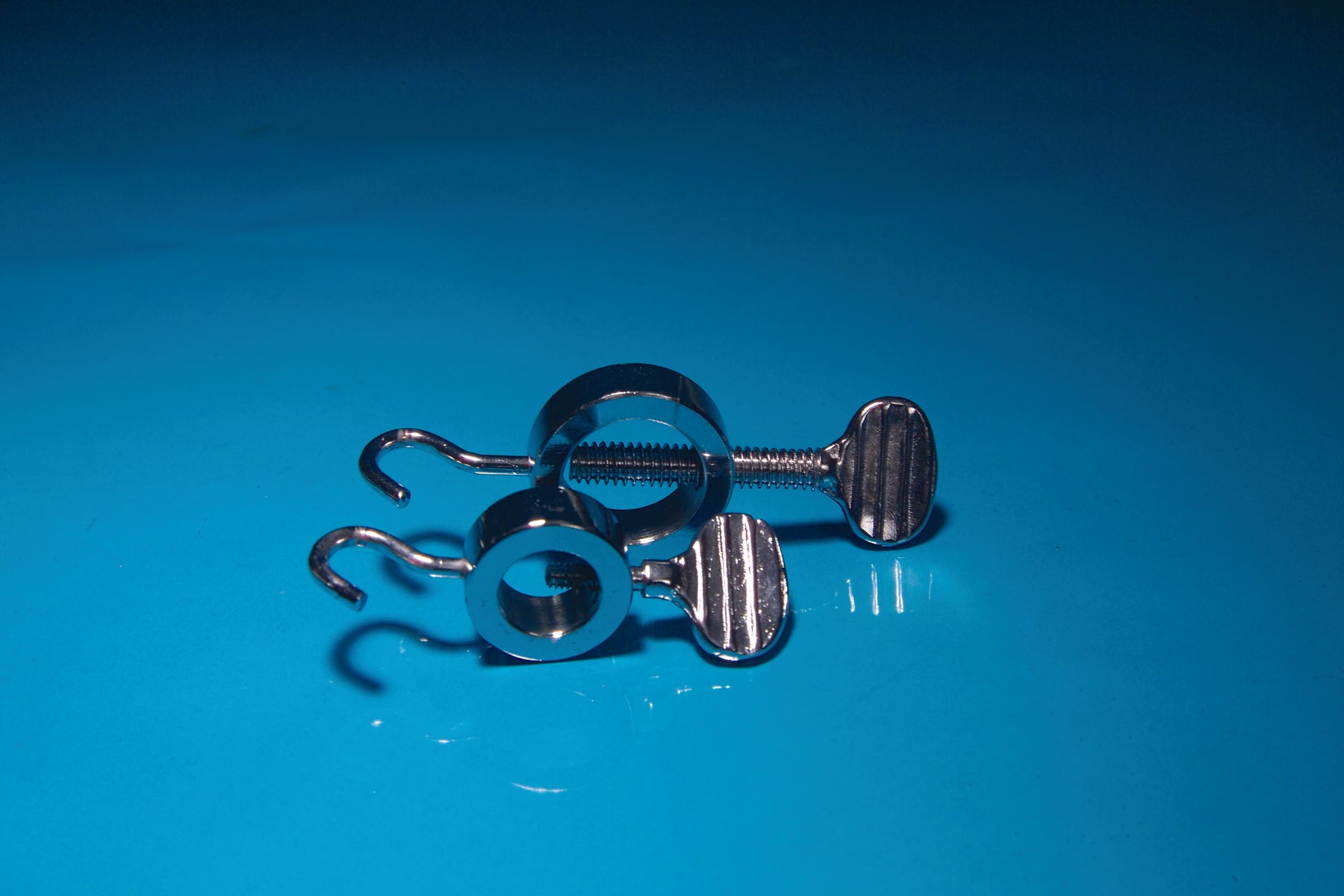 United Scientific® Hook Collar Clamp, For 1/2" Diameter Rods