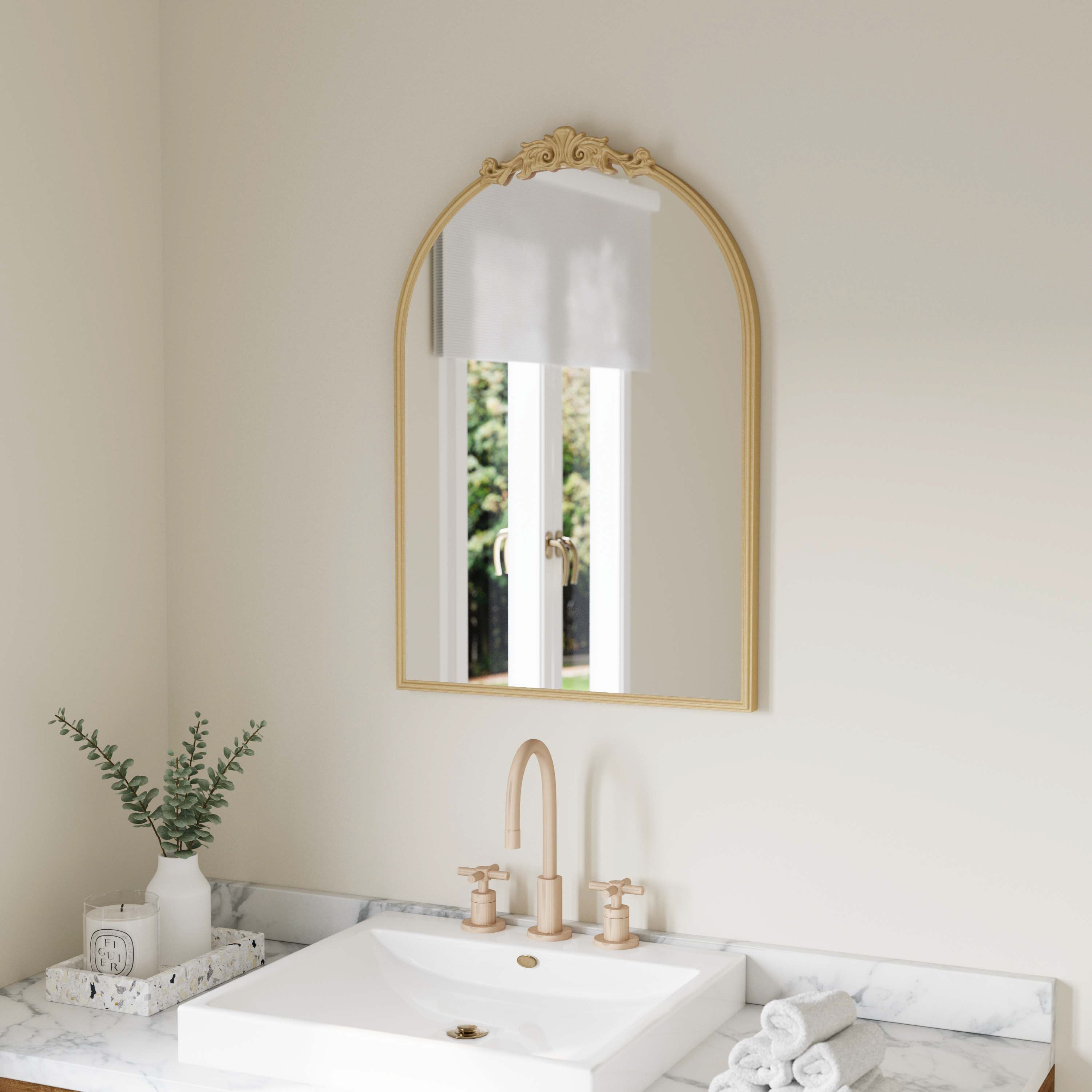 Esme 29" x 20" Traditional Arched Wall Mirror with Baroque Detail - Large Accent Mirror for Bathroom, Entryway, Dining Room, & Living Room in Gold